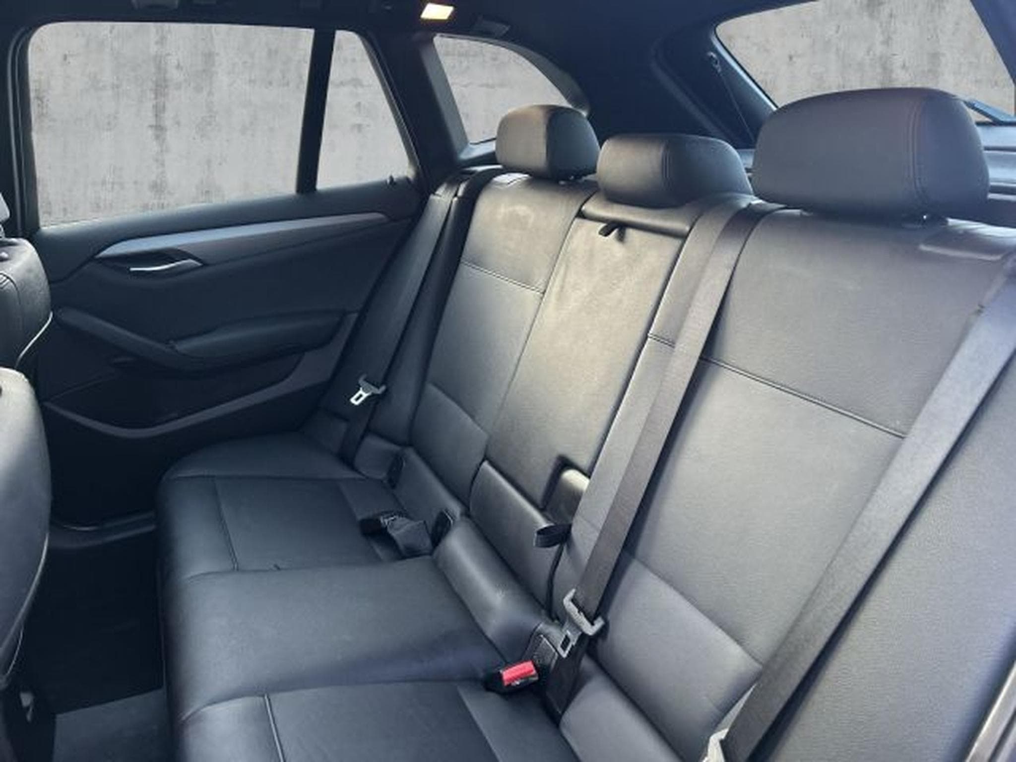 BMW X1 X1 20d xDrive Autom. M-Paket NAVI AHK RFK GSHD (2015) - Photo 12