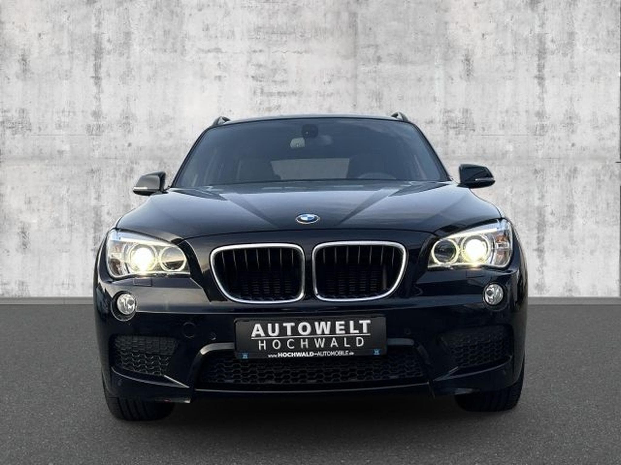 BMW X1 X1 20d xDrive Autom. M-Paket NAVI AHK RFK GSHD (2015) - Photo 8