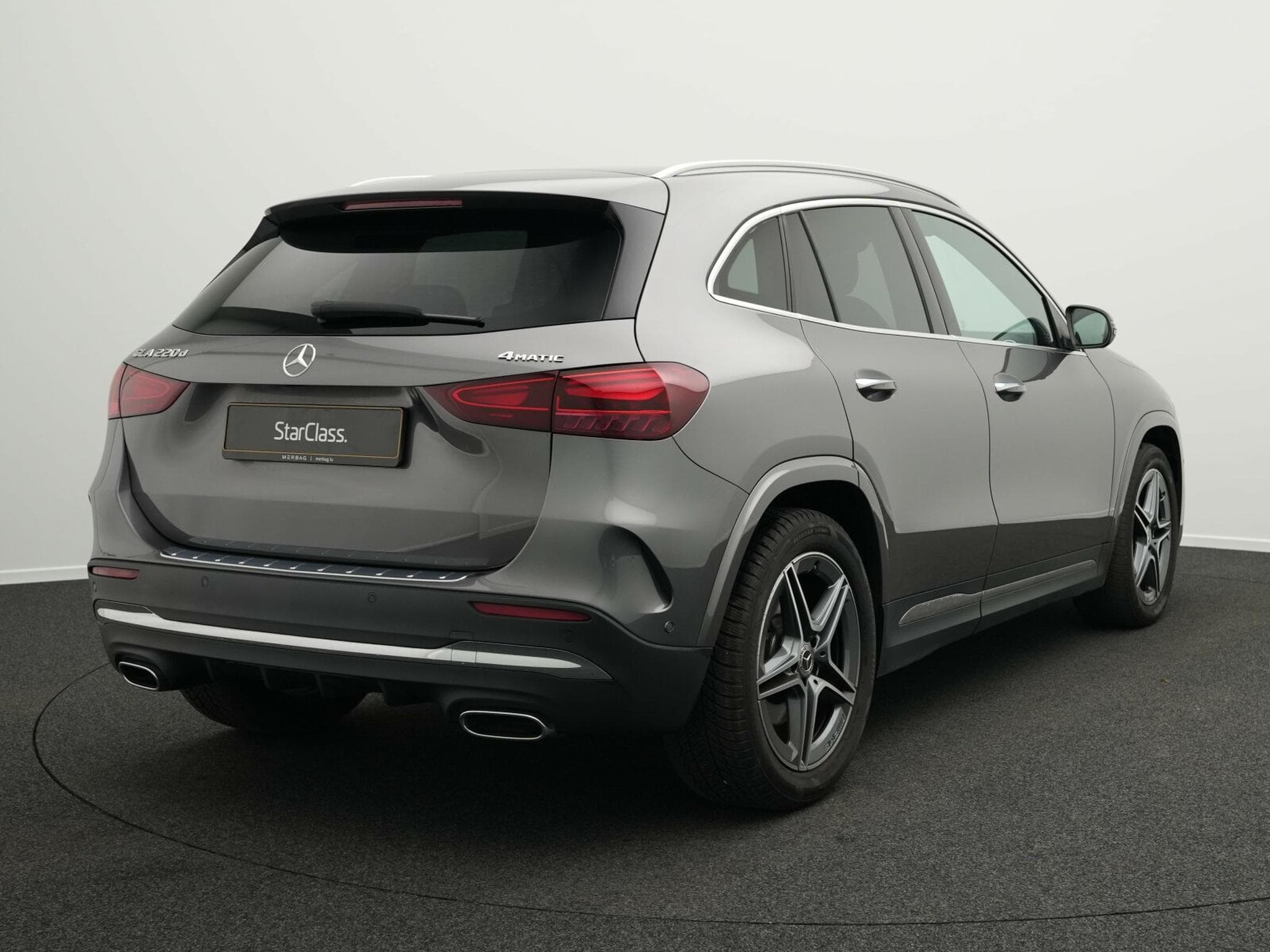Mercedes GLA 220 d 4MATIC (2024) - Photo 3