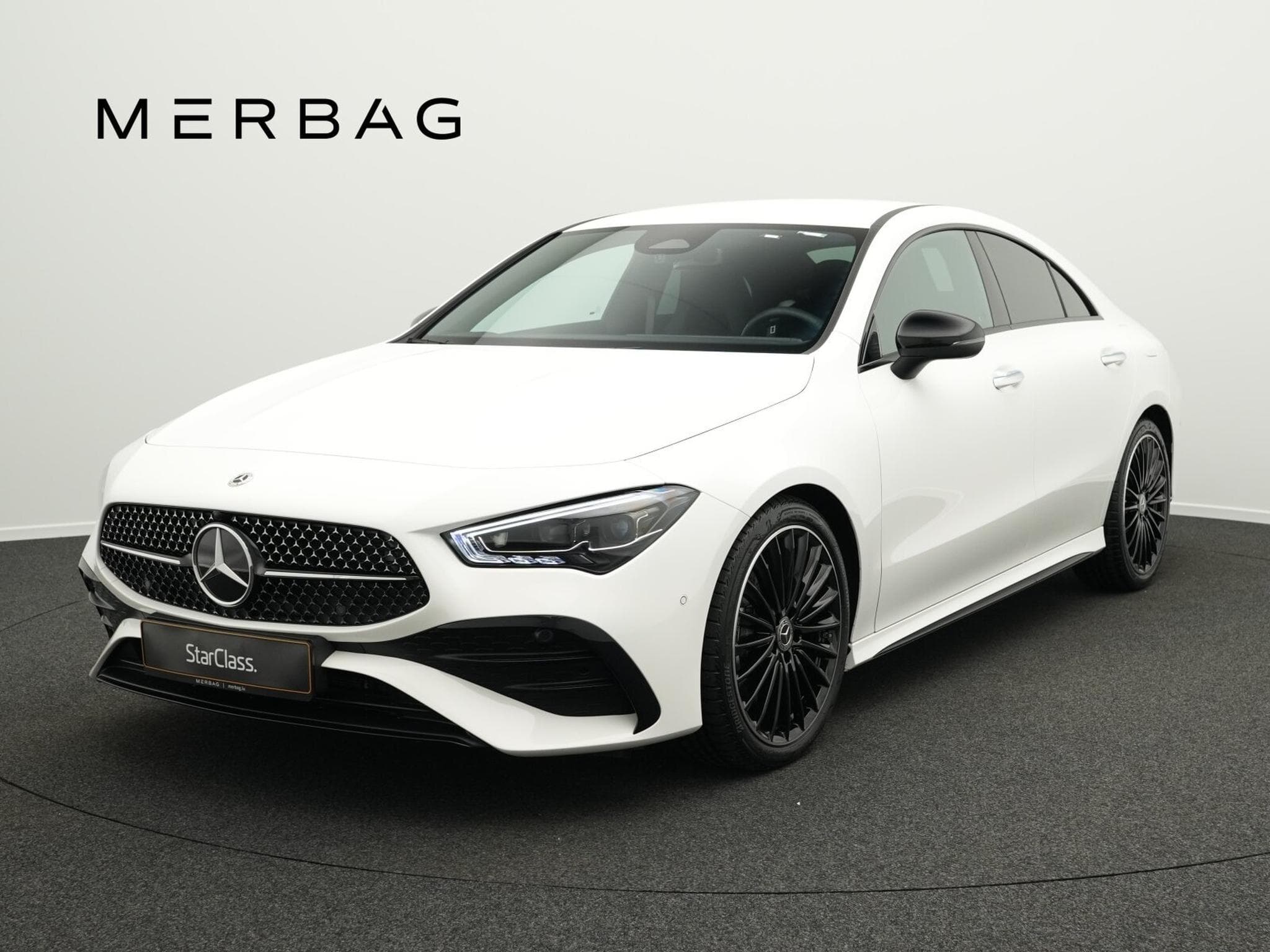 Mercedes CLA 200 AMG-Line Cpe Multi+Night+19"+Ambi (2025) - Foto 1