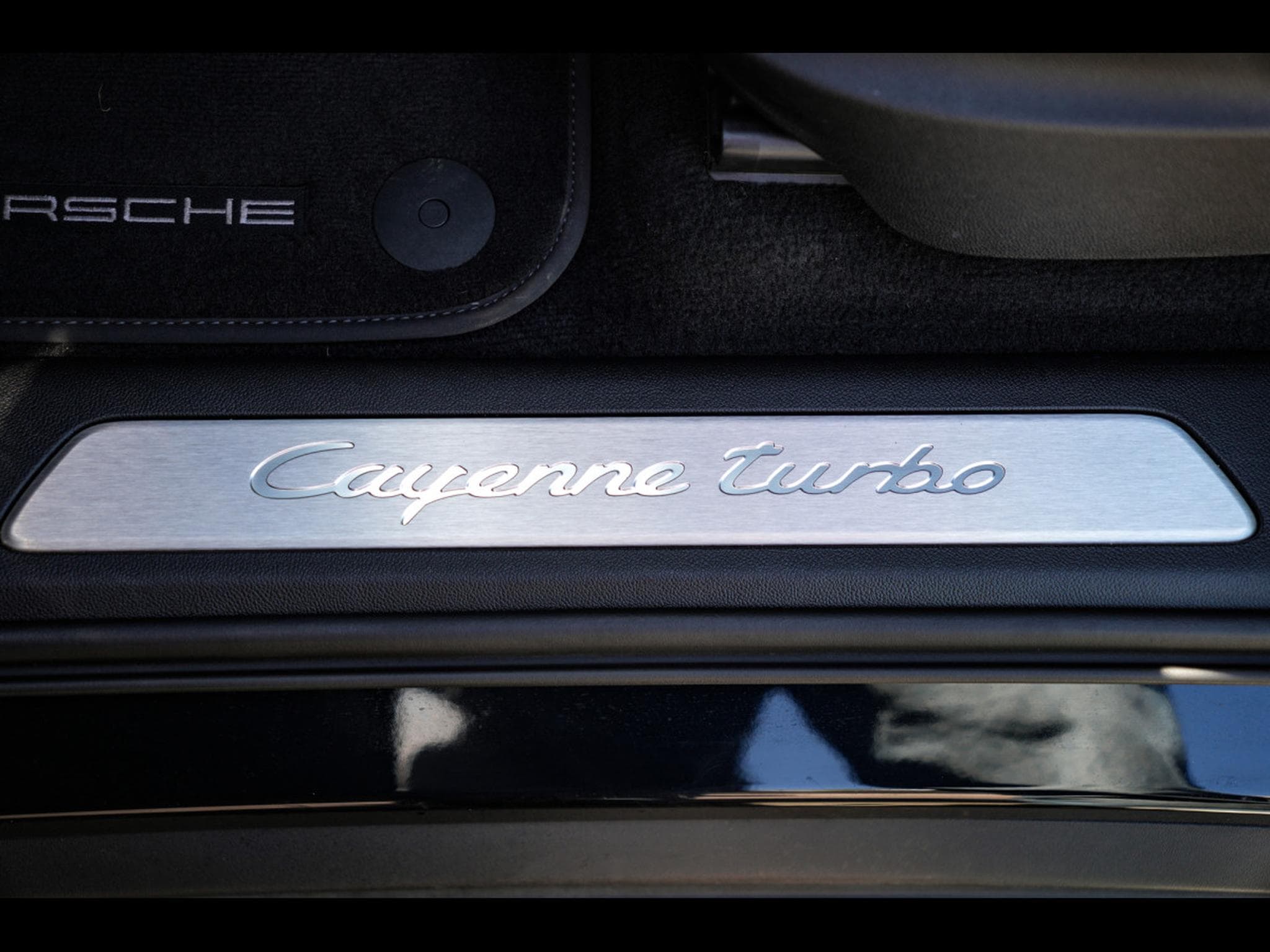 Porsche Cayenne TURBO COUPE TIPTRONIC – MOONLIGHT BLUE (2020) - Foto 16