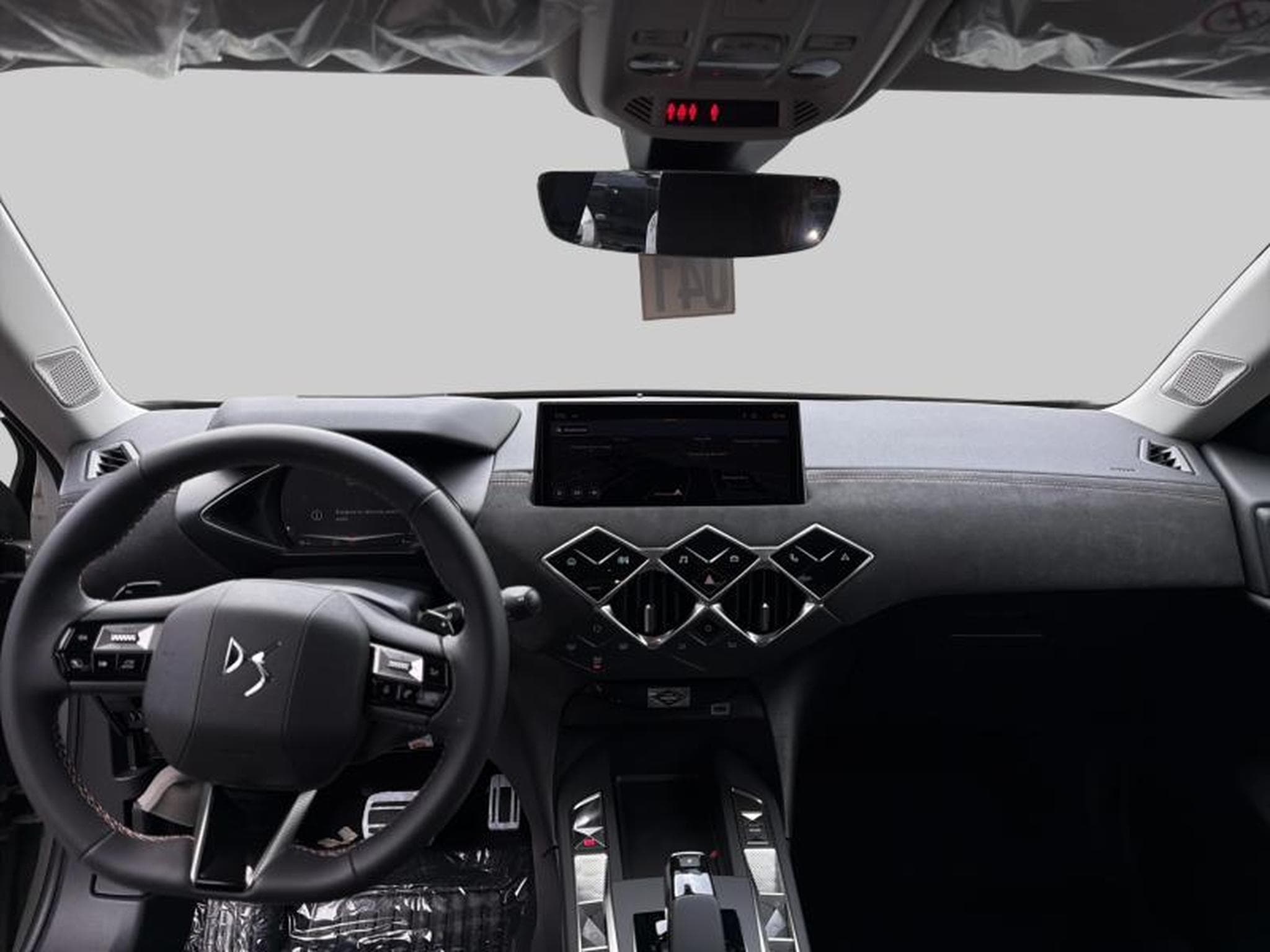 DS Automobiles DS3 PERFOMANCE LINE + (2024) - Foto 12