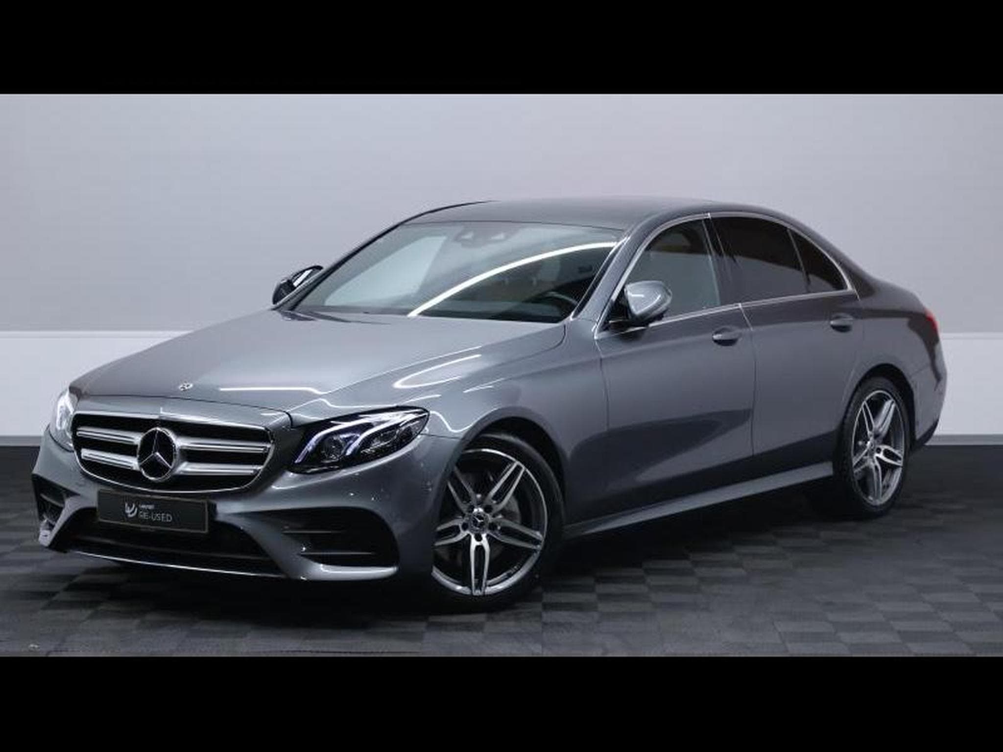 Mercedes E 220 d Limousine AMG Line 9g - Tronic (2019) - Photo 1