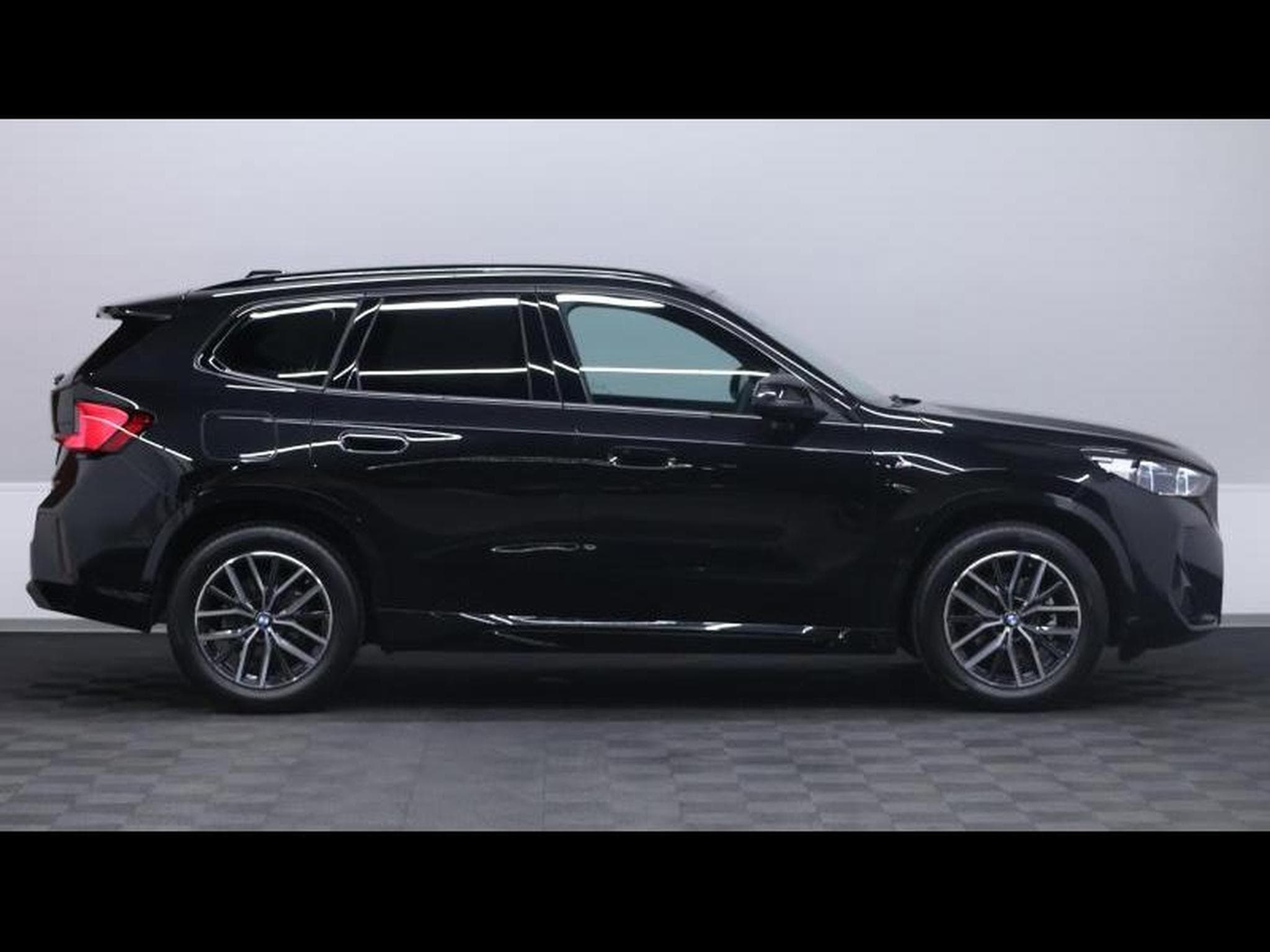 BMW X1 18i sDrive M SPORT  Louyet RE-USED Edition 1 of 10 (2025) - Foto 3