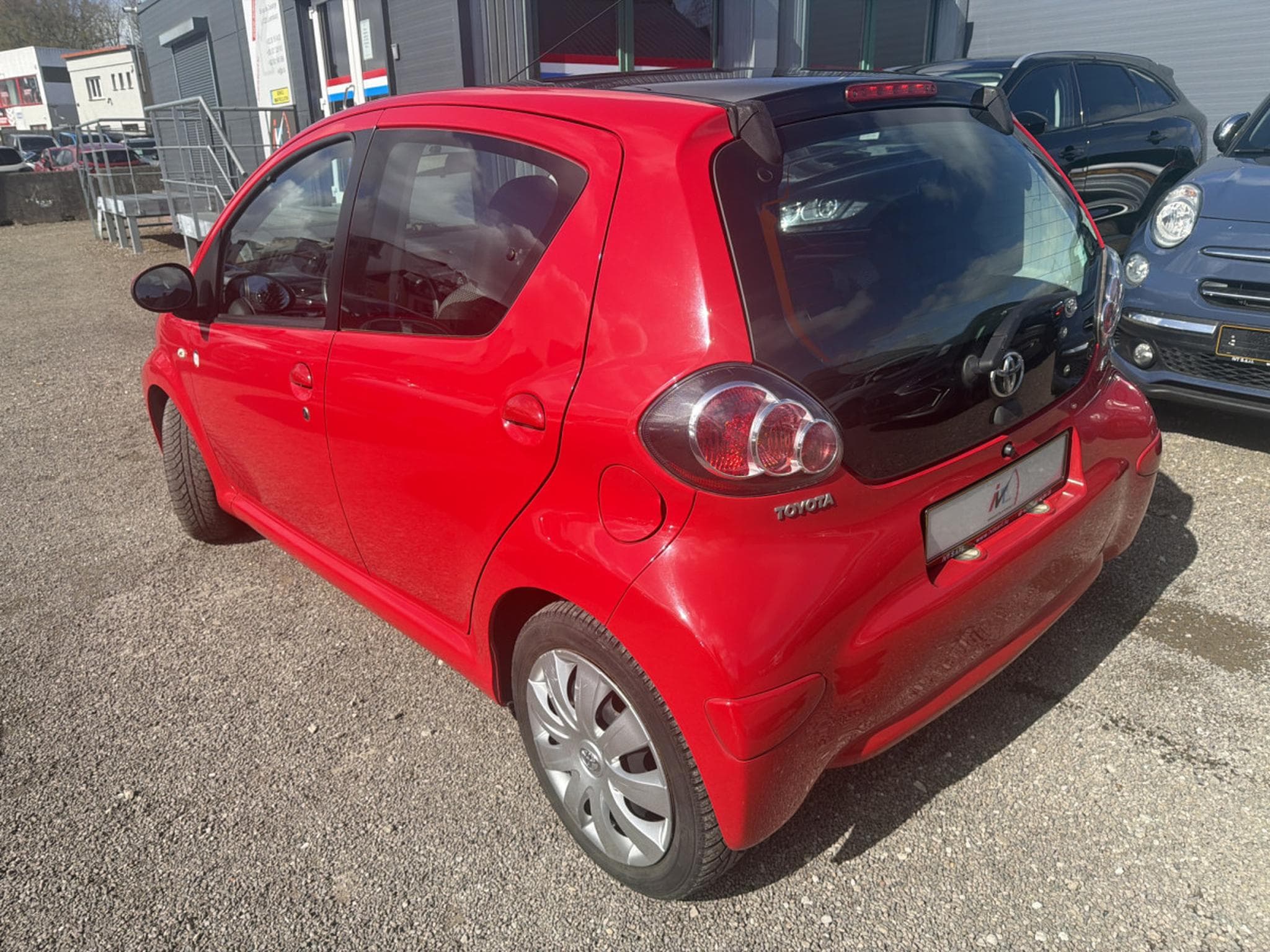Toyota Aygo 1.0 VVT-I COLOR EDITION 68CV (2013) - Photo 4