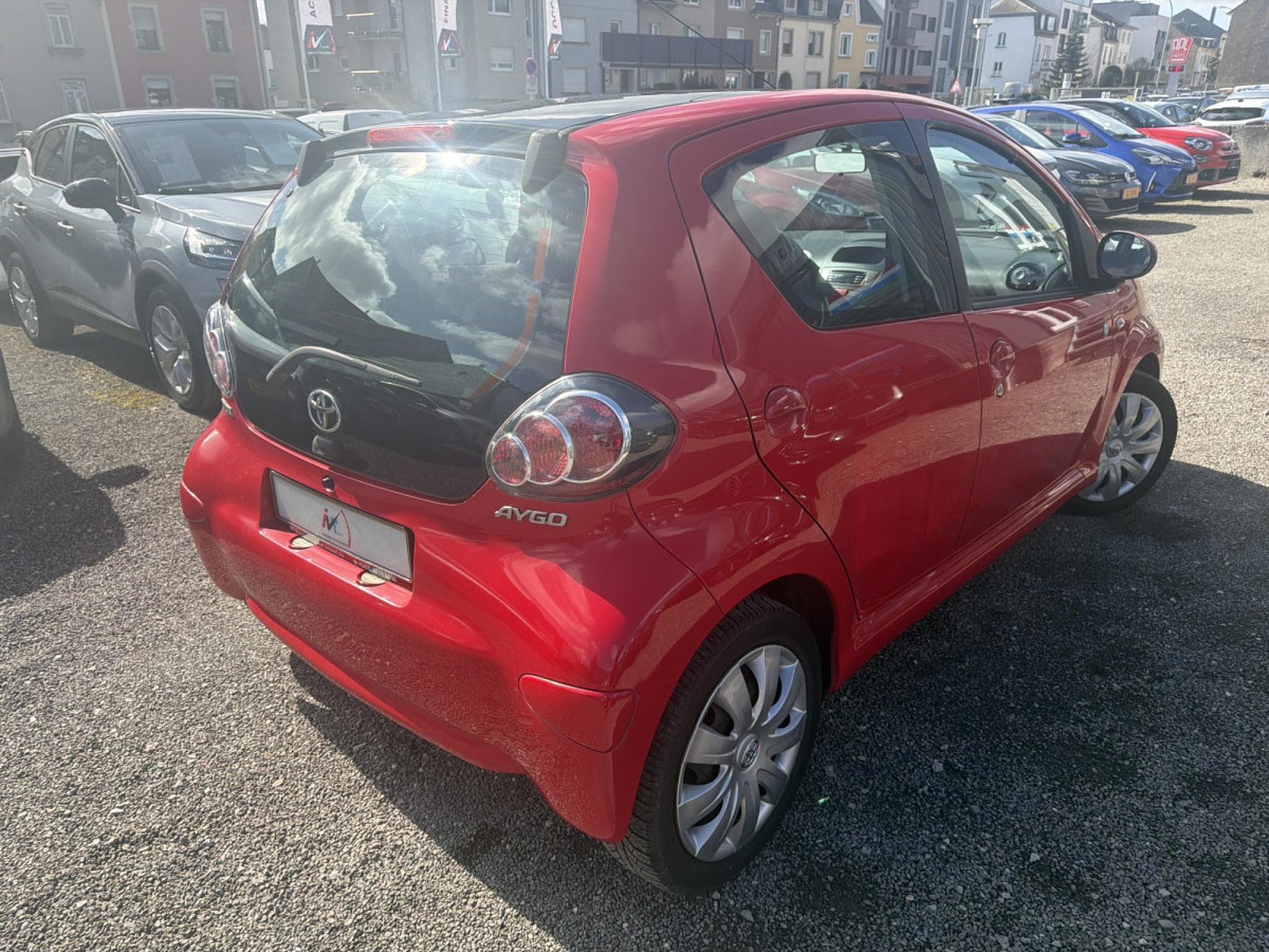 Toyota Aygo 1.0 VVT-I COLOR EDITION 68CV (2013) - Photo 6