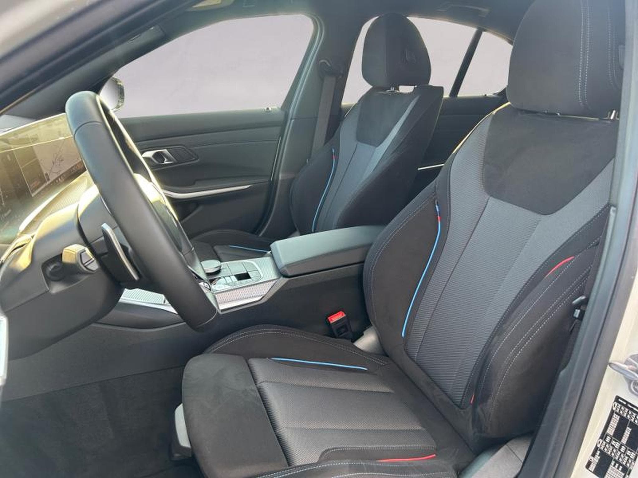 BMW 318 318i Berline Kit M Sport (2025) - Foto 5