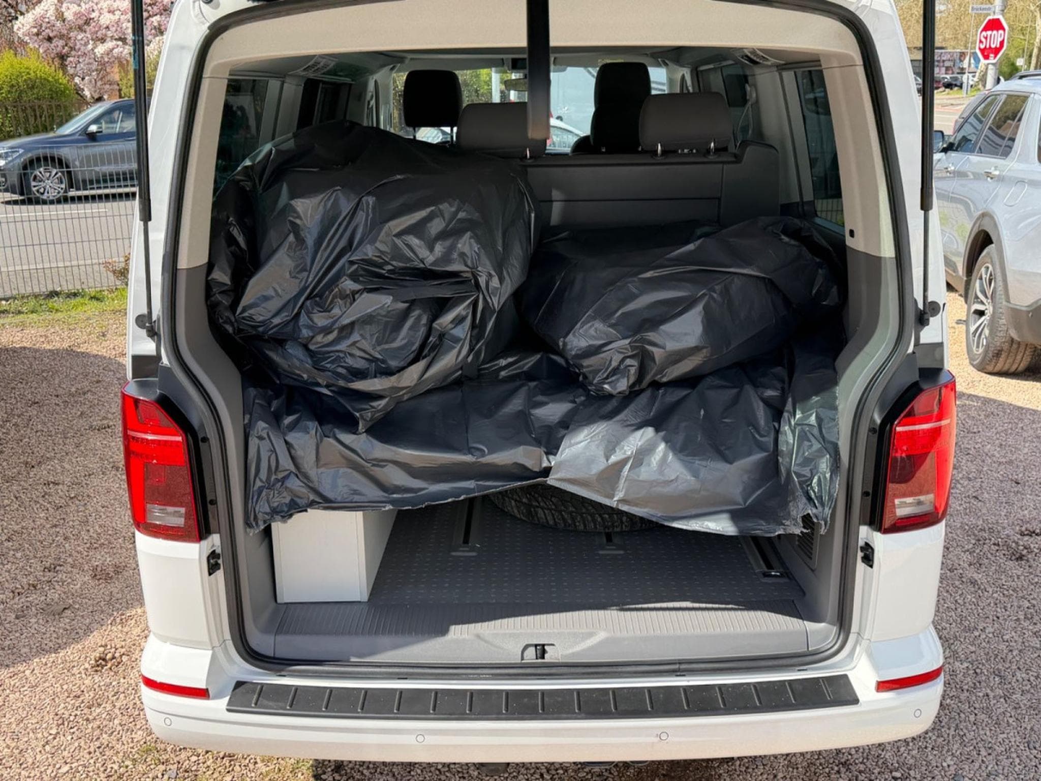 VW T6.1 T6 California  Beach Camper 4Motion (2022) - Foto 15