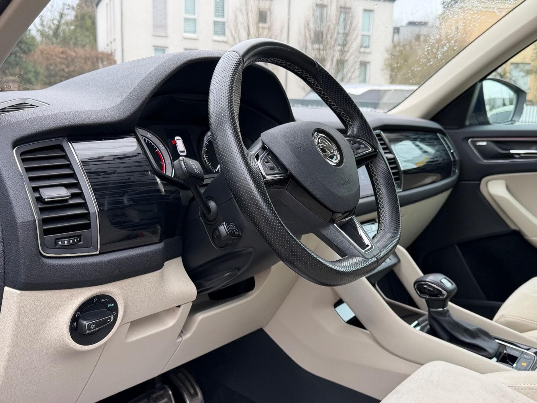 Skoda Kodiaq Style 4x4 179 PS (2018) - Foto 12