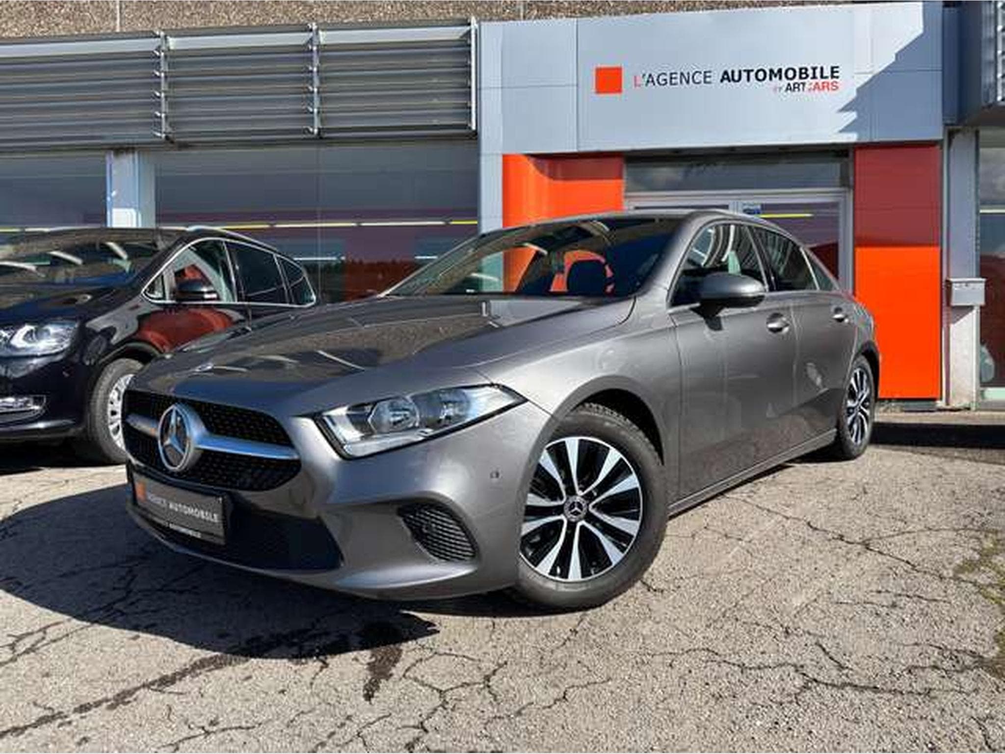 Mercedes A 180 A 180 d 7G-DCT-BERLINE-JUSQU'A 48 MOIS DE GARANTIE (2020) - Foto 2