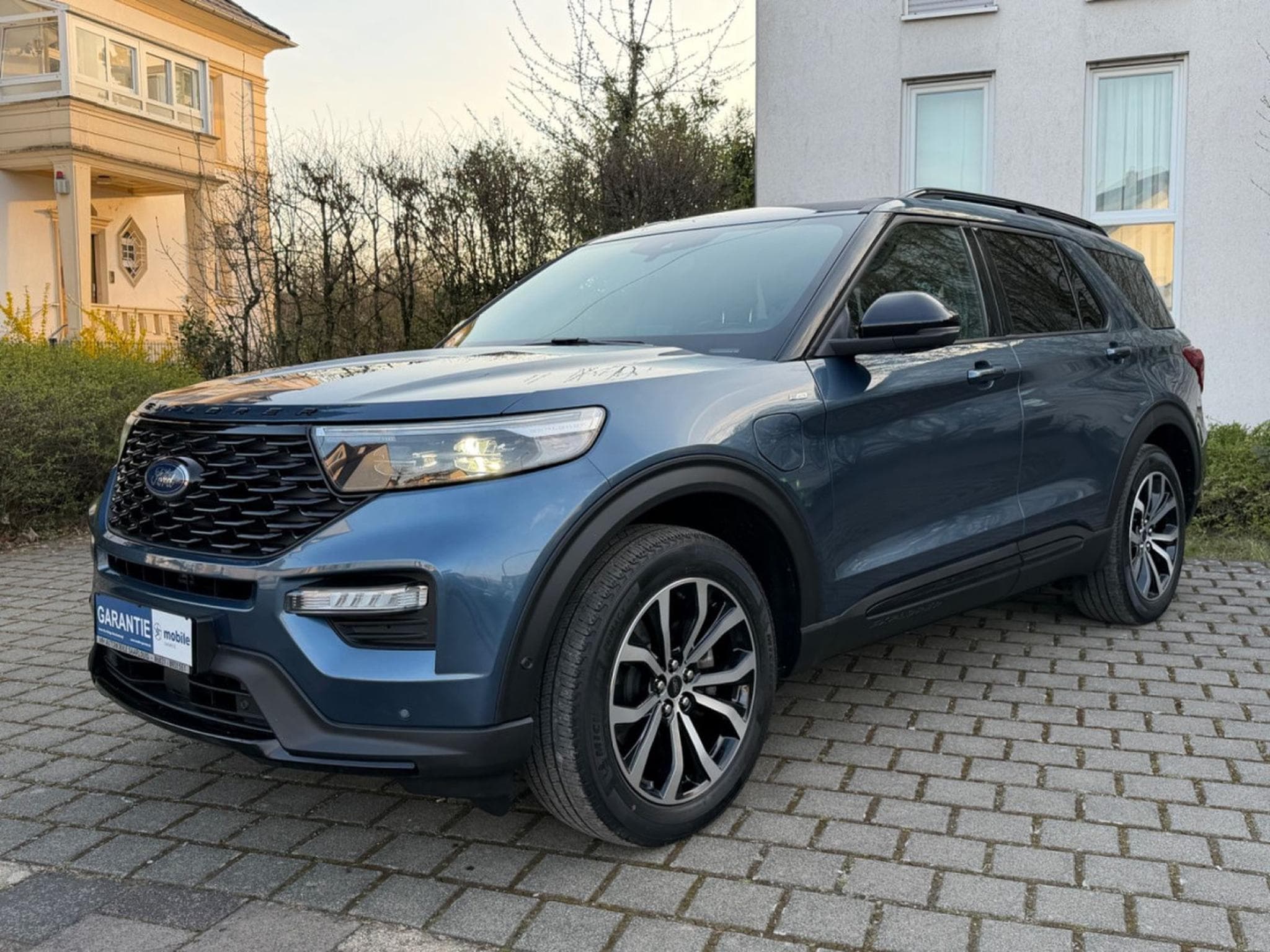 Ford Explorer ST-Line Plug-in-Hybrid 4x4 (2020) - Photo 2