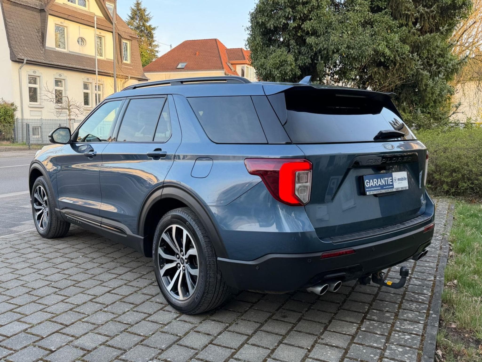 Ford Explorer ST-Line Plug-in-Hybrid 4x4 (2020) - Photo 4