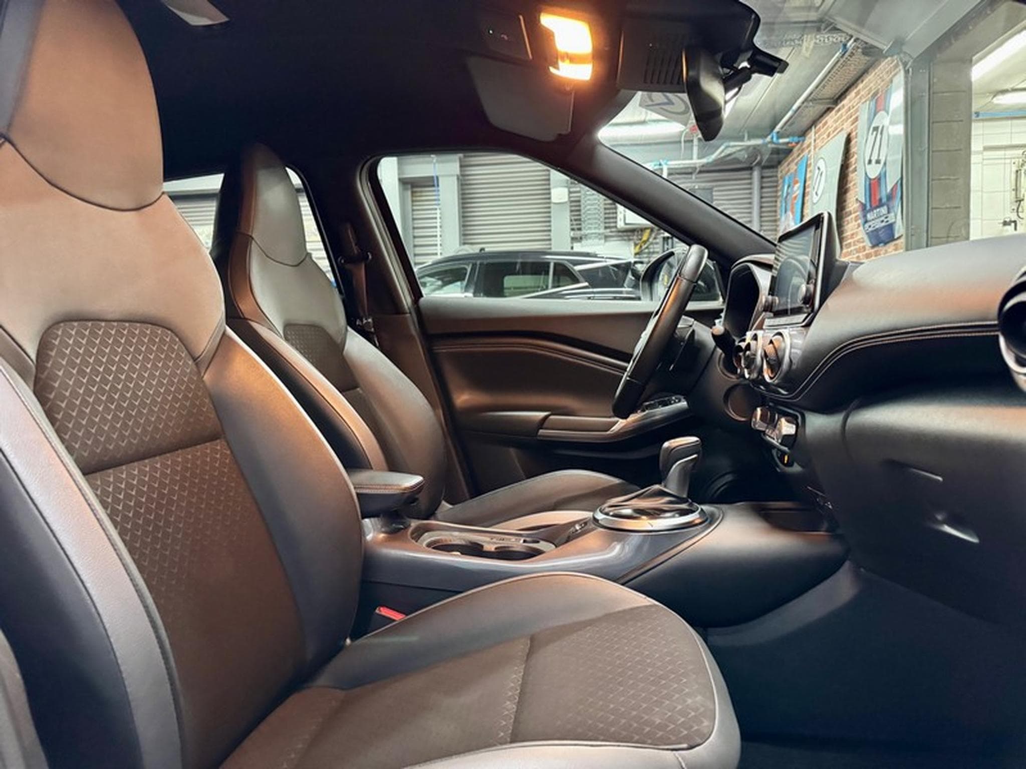 Nissan Juke Juke 1.0 114cv Auto N-Design (2023) - Photo 8