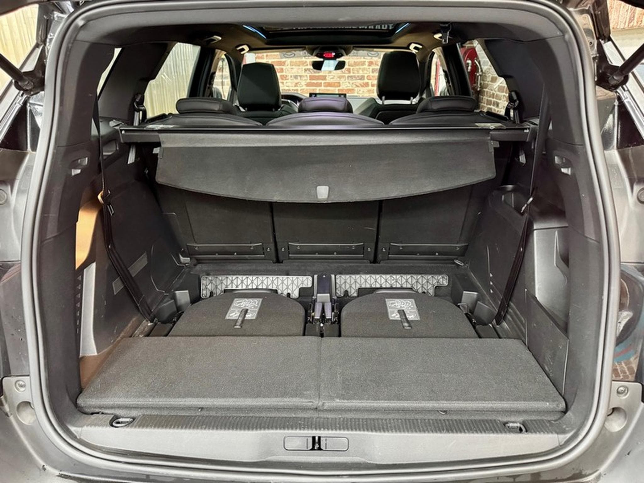 Peugeot 5008 5008 2.0 BlueHdi 177cv Auto GT (7Places) (2023) - Photo 7