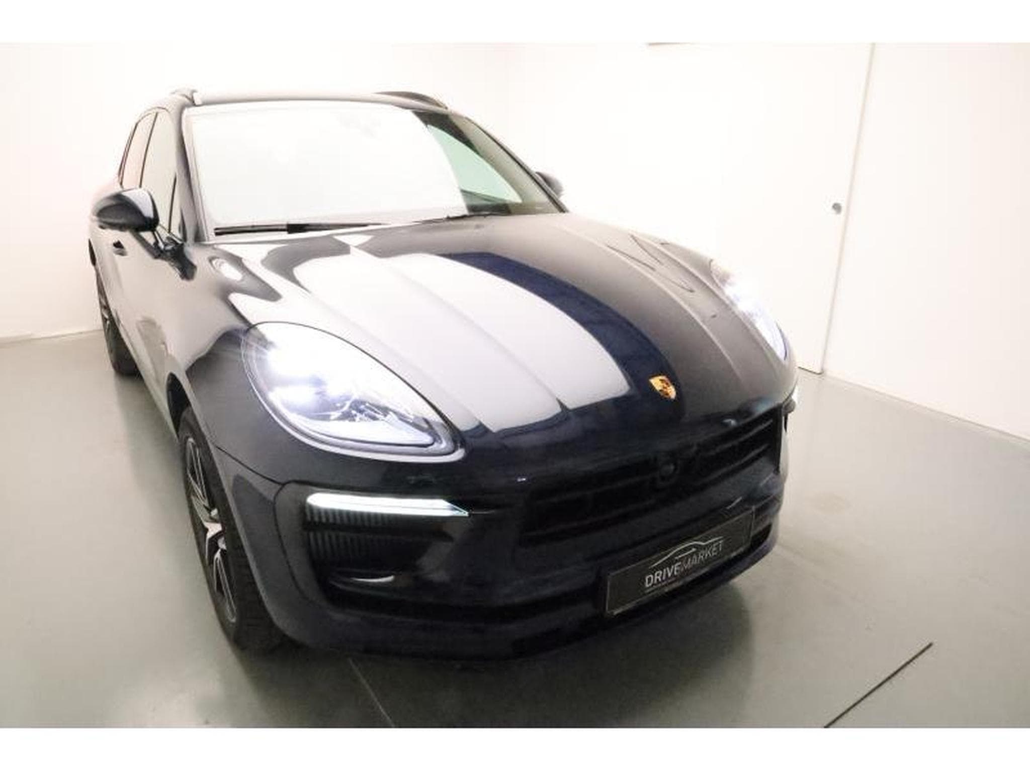 Porsche Macan S (2022) - Photo 18