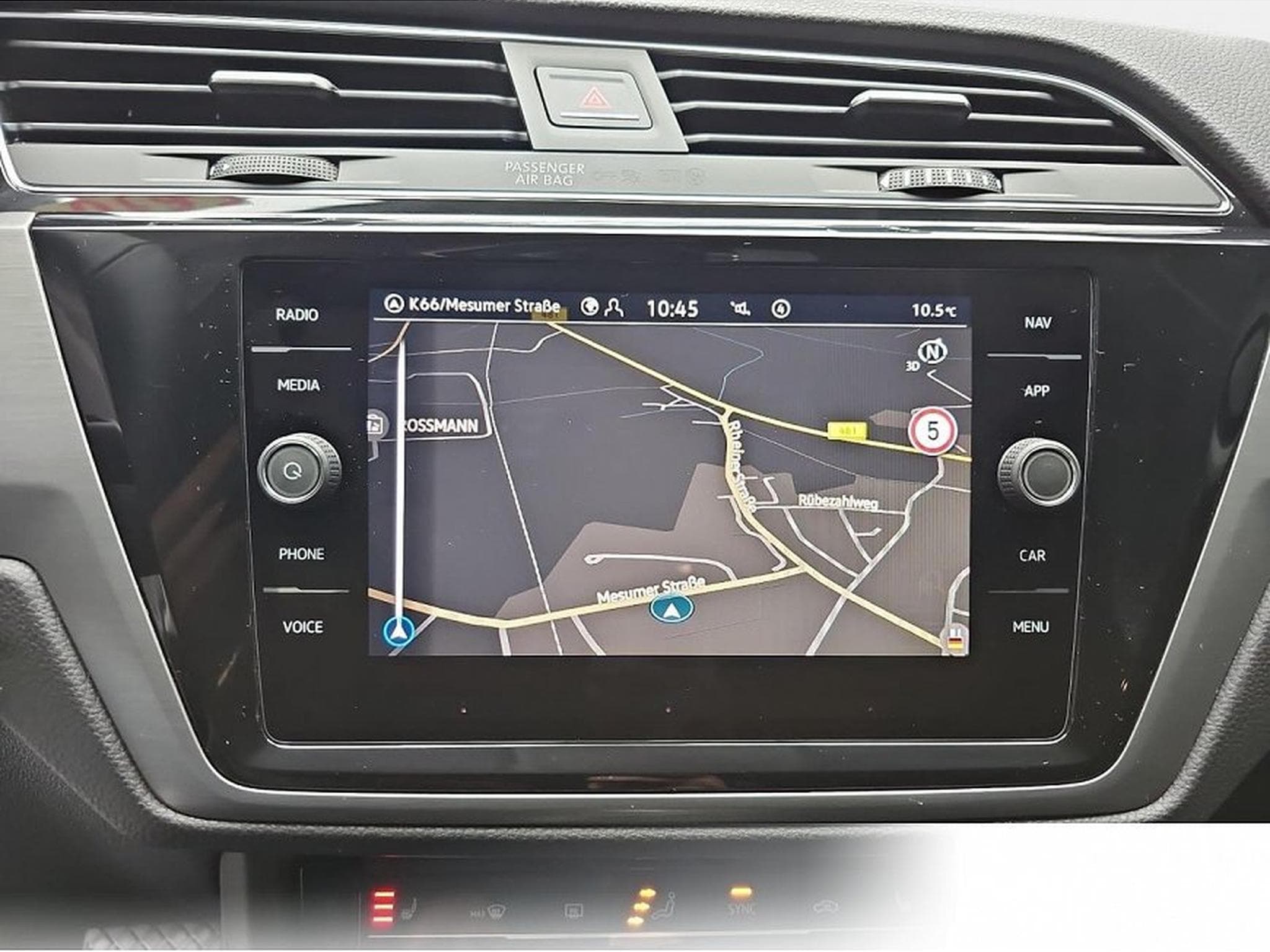 VW Touran (2026) - Foto 8