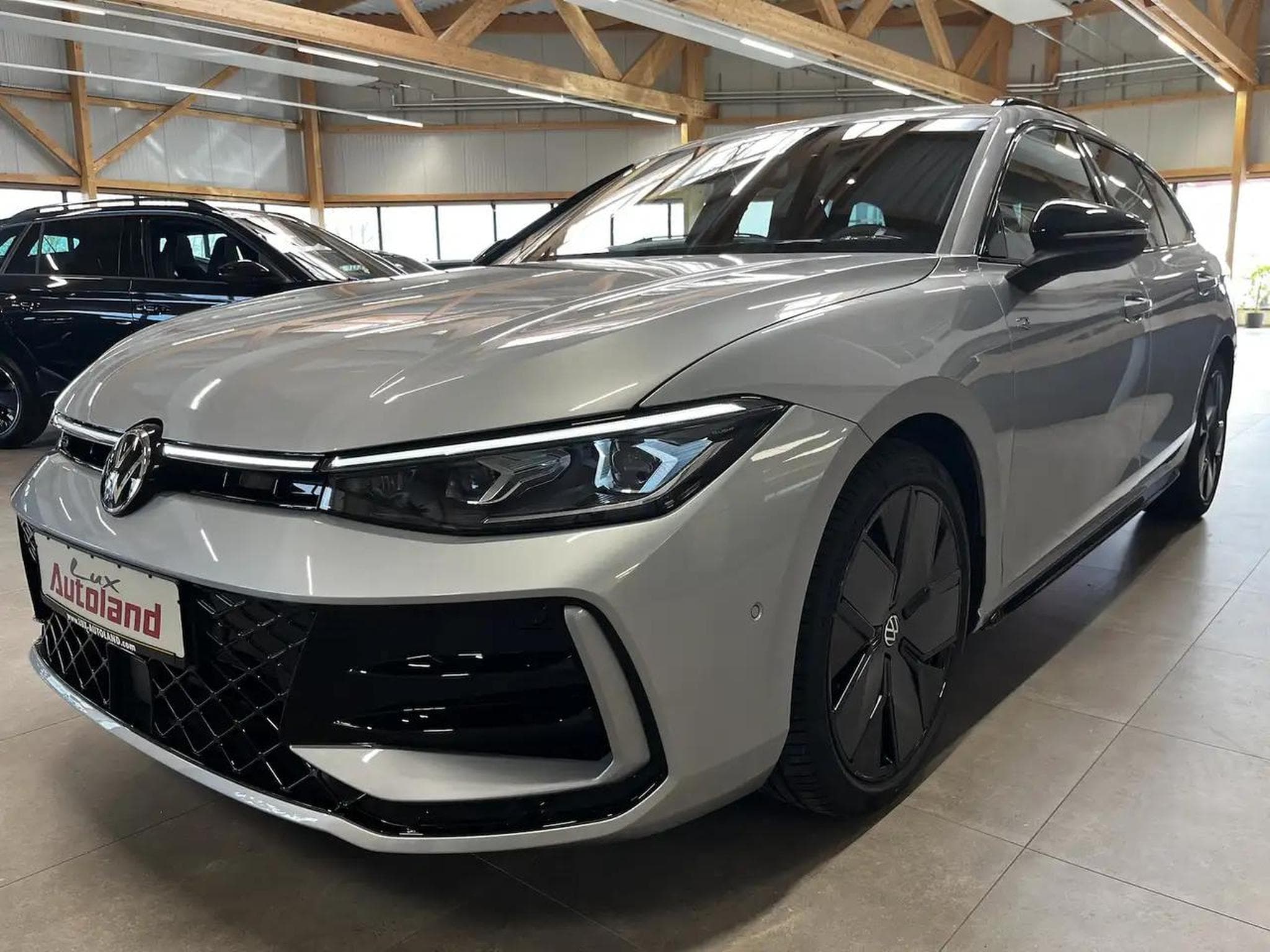 VW Passat (2025) - Photo 24