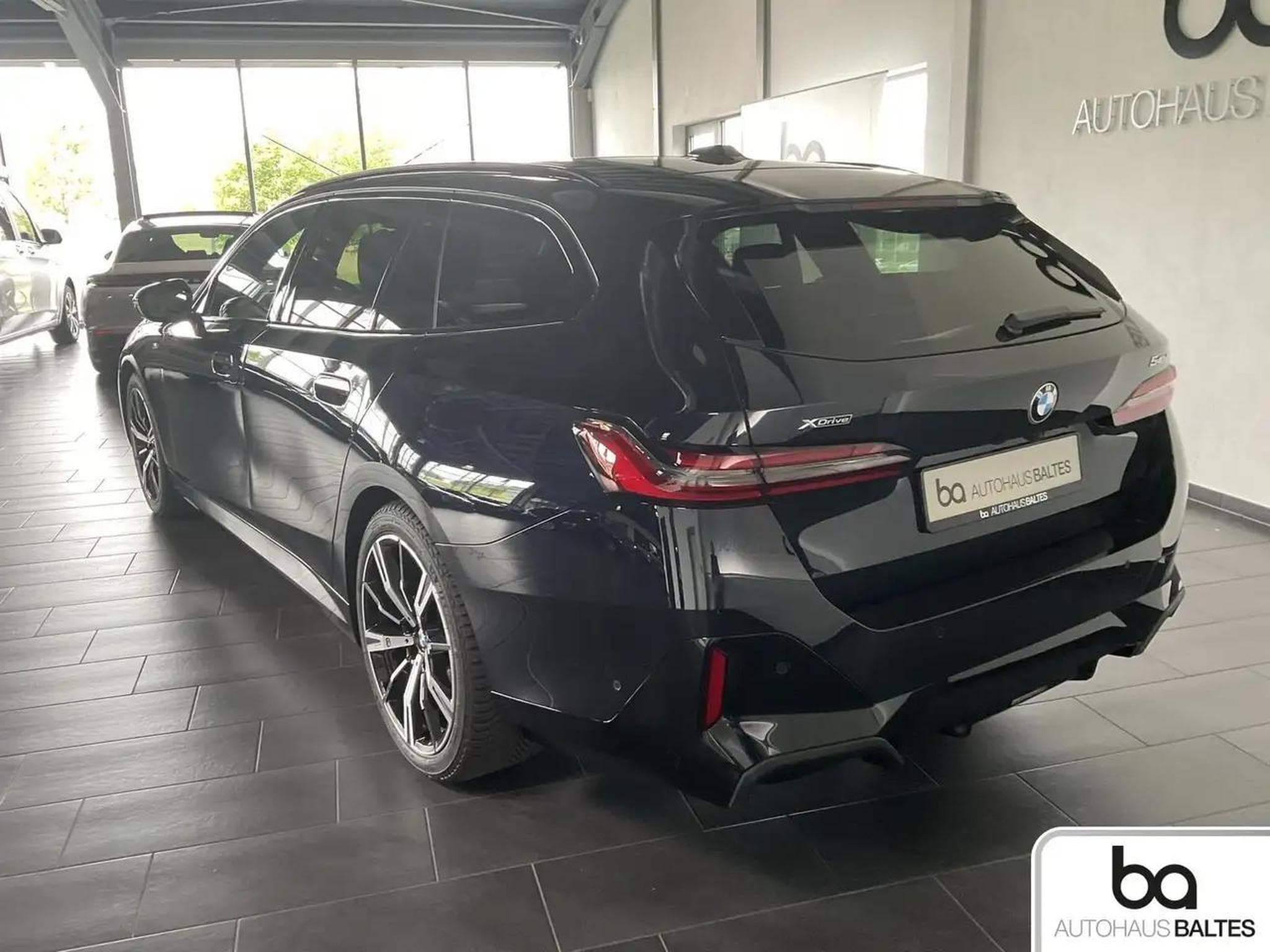 BMW 540 (2024) - Photo 4