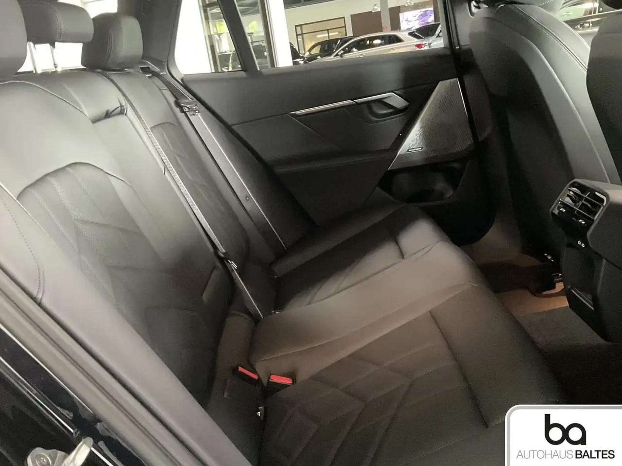 BMW 540 (2024) - Photo 8