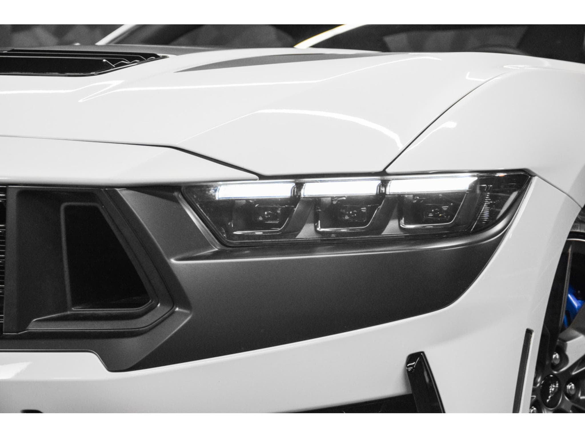 Ford Mustang Coupé 5.0 V8 - DARK HORSE (2024) - Photo 21