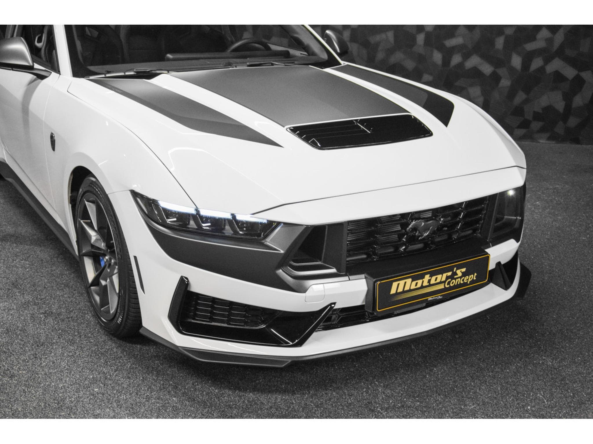Ford Mustang Coupé 5.0 V8 - DARK HORSE (2024) - Photo 23