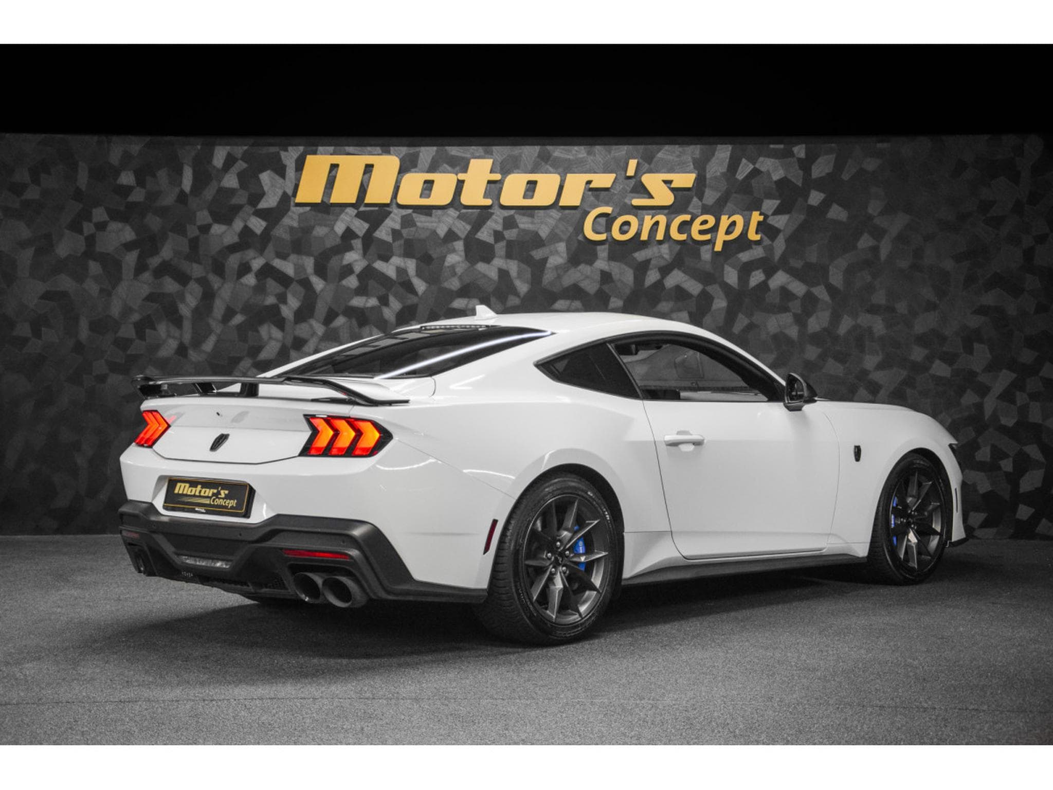 Ford Mustang Coupé 5.0 V8 - DARK HORSE (2024) - Photo 3