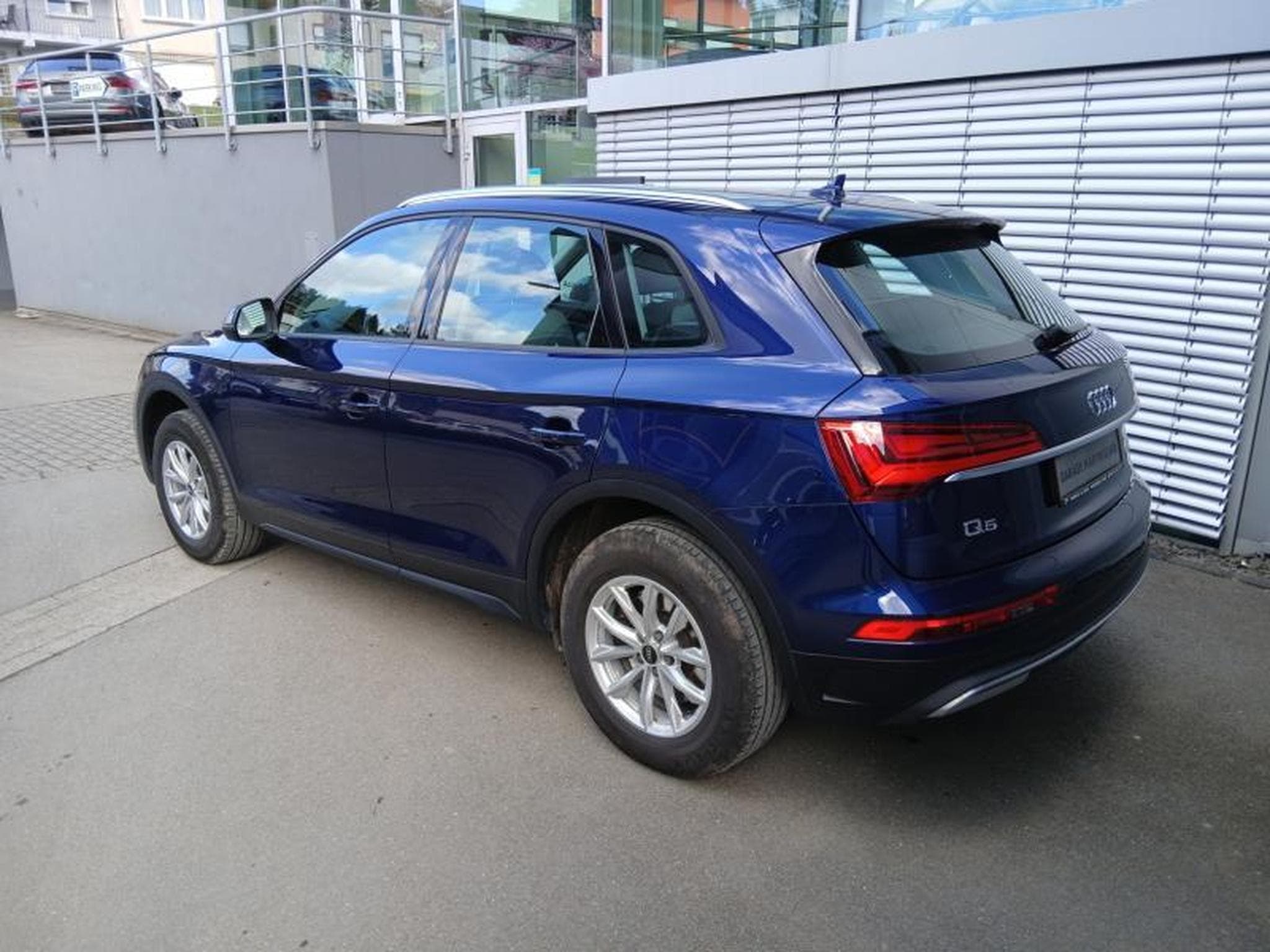 Audi Q5 40 TDI quattro S tronic (2020) - Photo 2