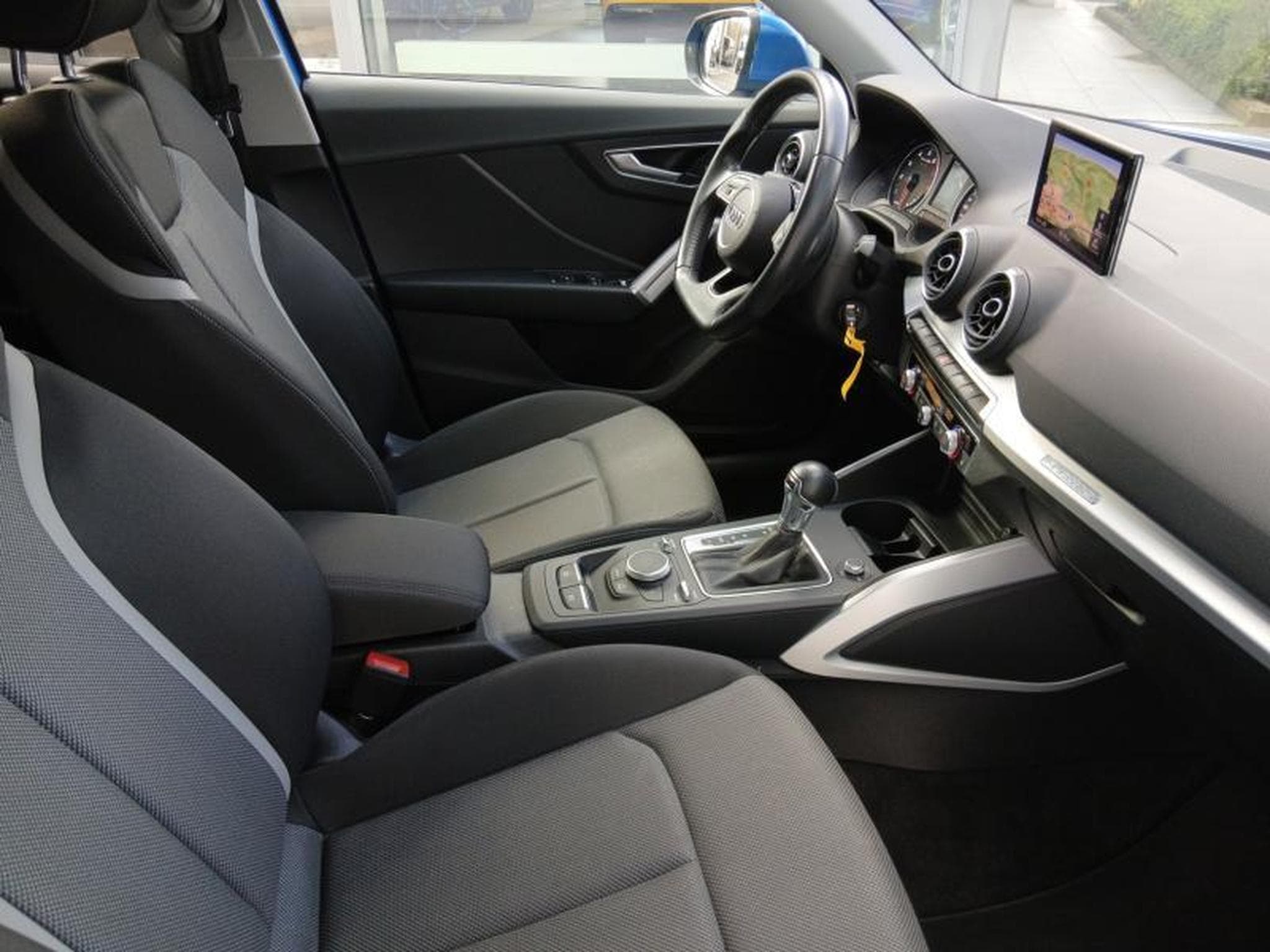 Audi Q2 sport 40 TFSI quattro s-tronic (2019) - Photo 10