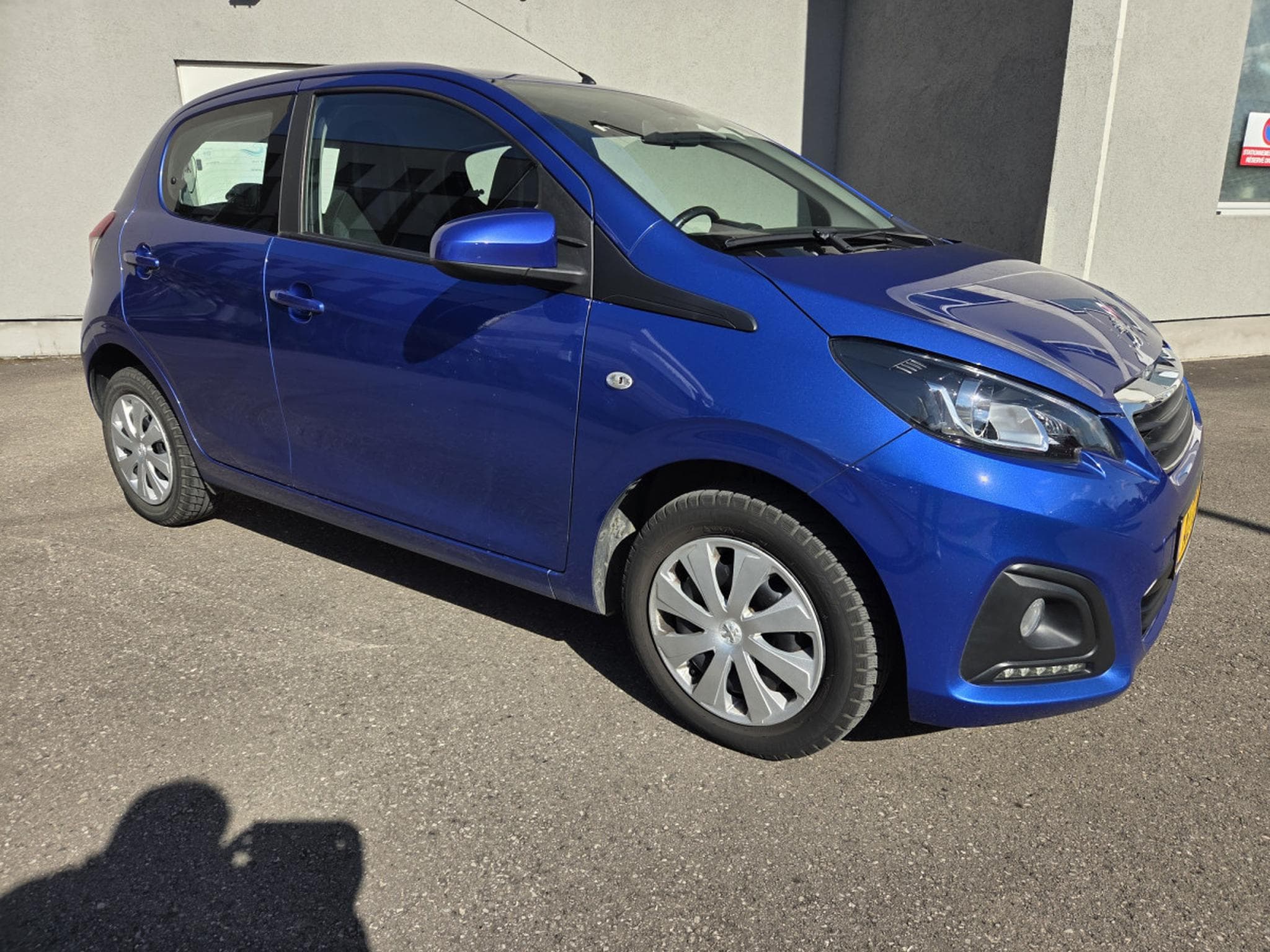 Peugeot 108 1.0 72 CV Active Garantie 12 Mois (2019) - Photo 5