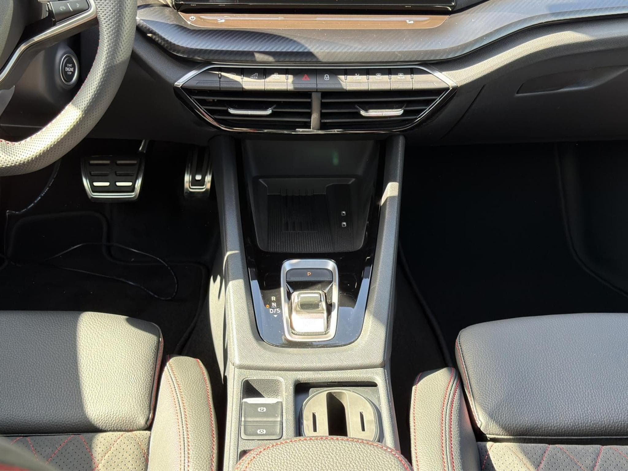 Skoda Octavia RS (2026) - Photo 11