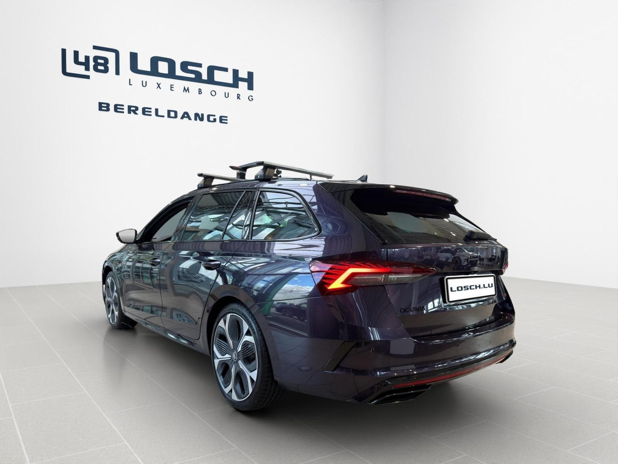 Skoda Octavia RS (2026) - Photo 4