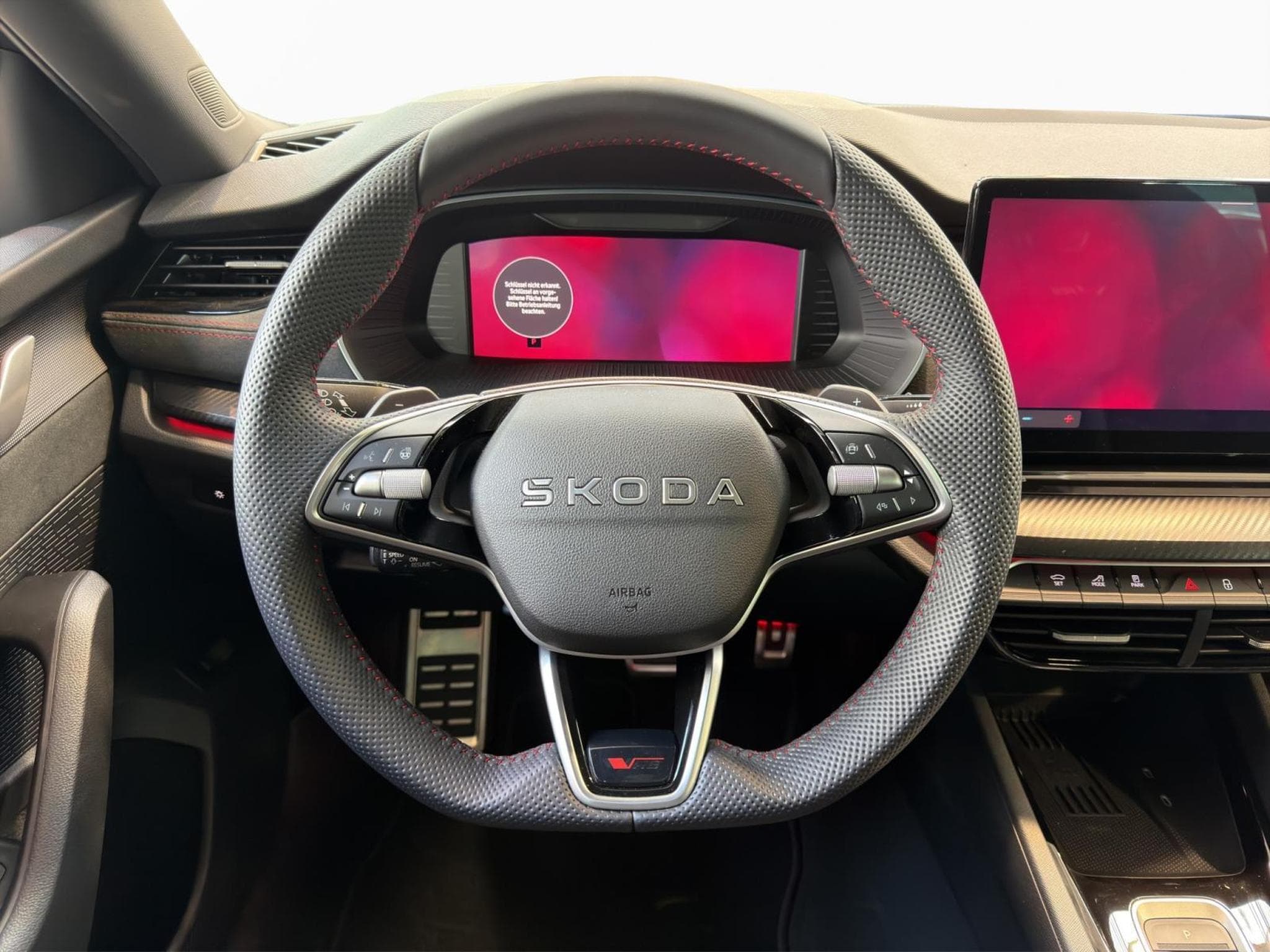 Skoda Octavia RS (2026) - Photo 9