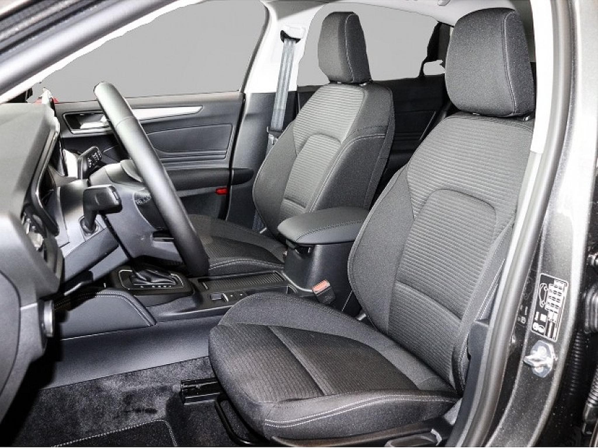 Ford Focus (2025) - Photo 6