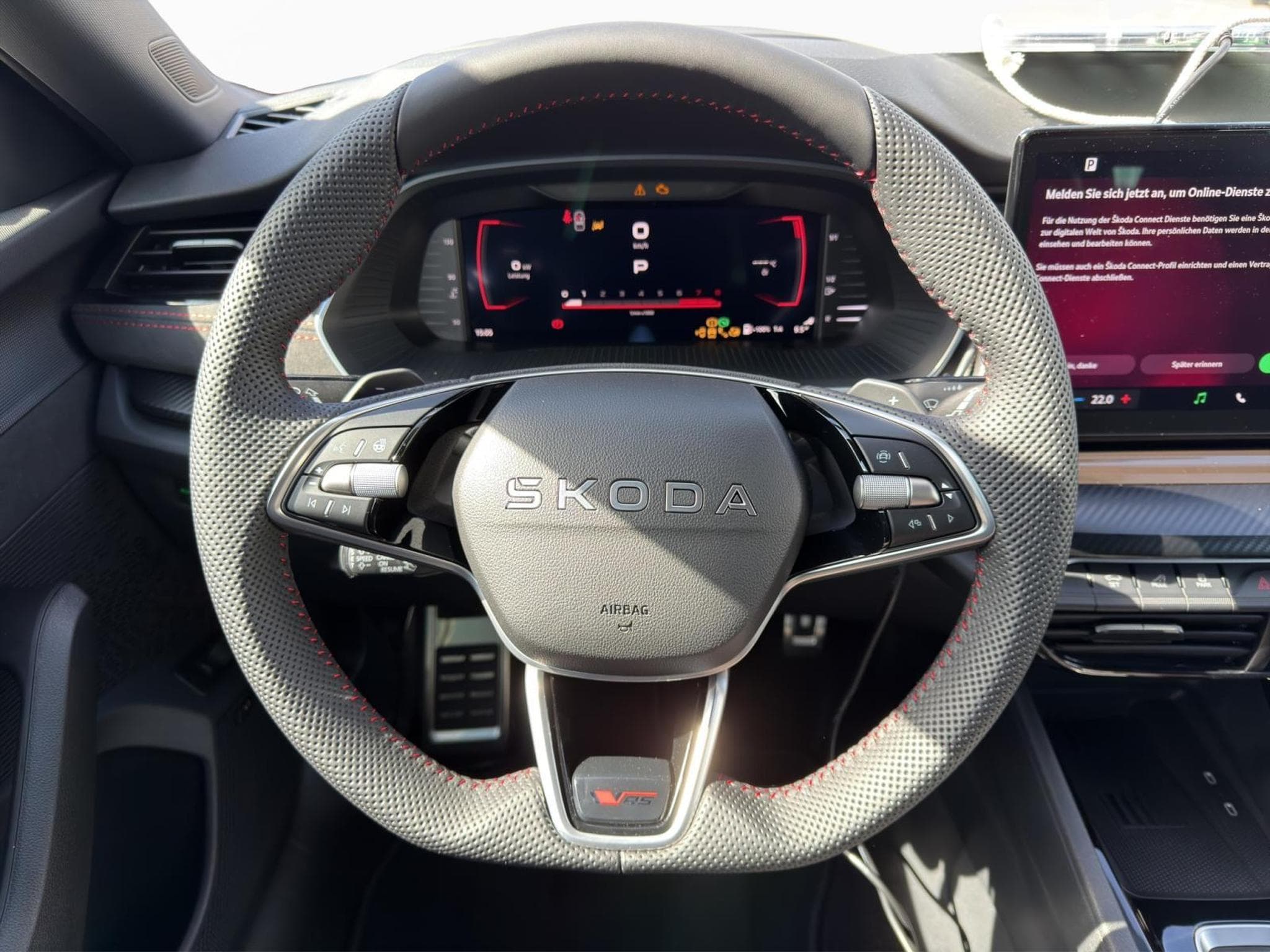 Skoda Octavia RS (2026) - Photo 10