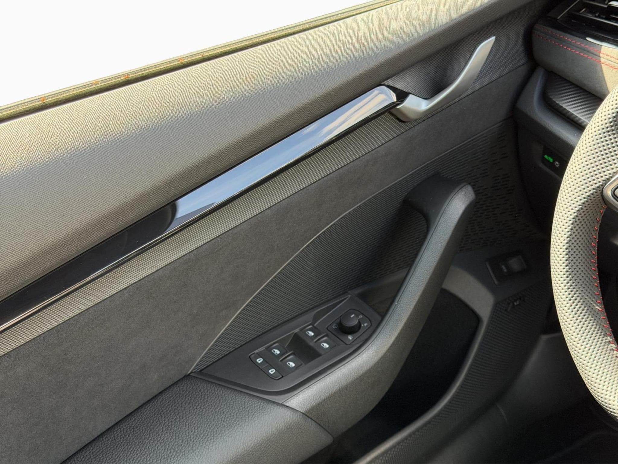 Skoda Octavia RS (2026) - Photo 13