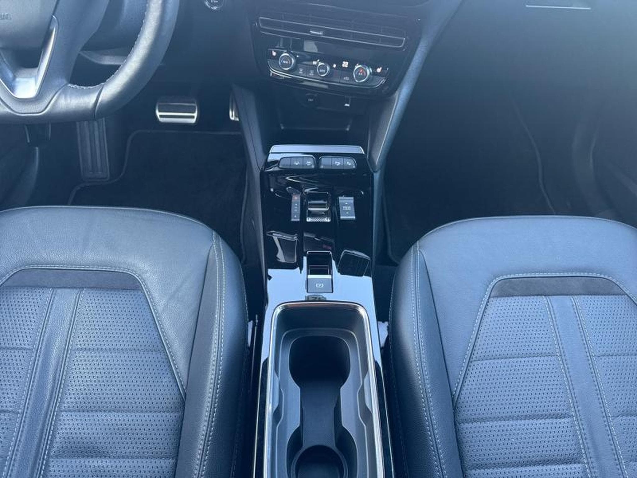 Opel Mokka -e Ultimate (2021) - Photo 14