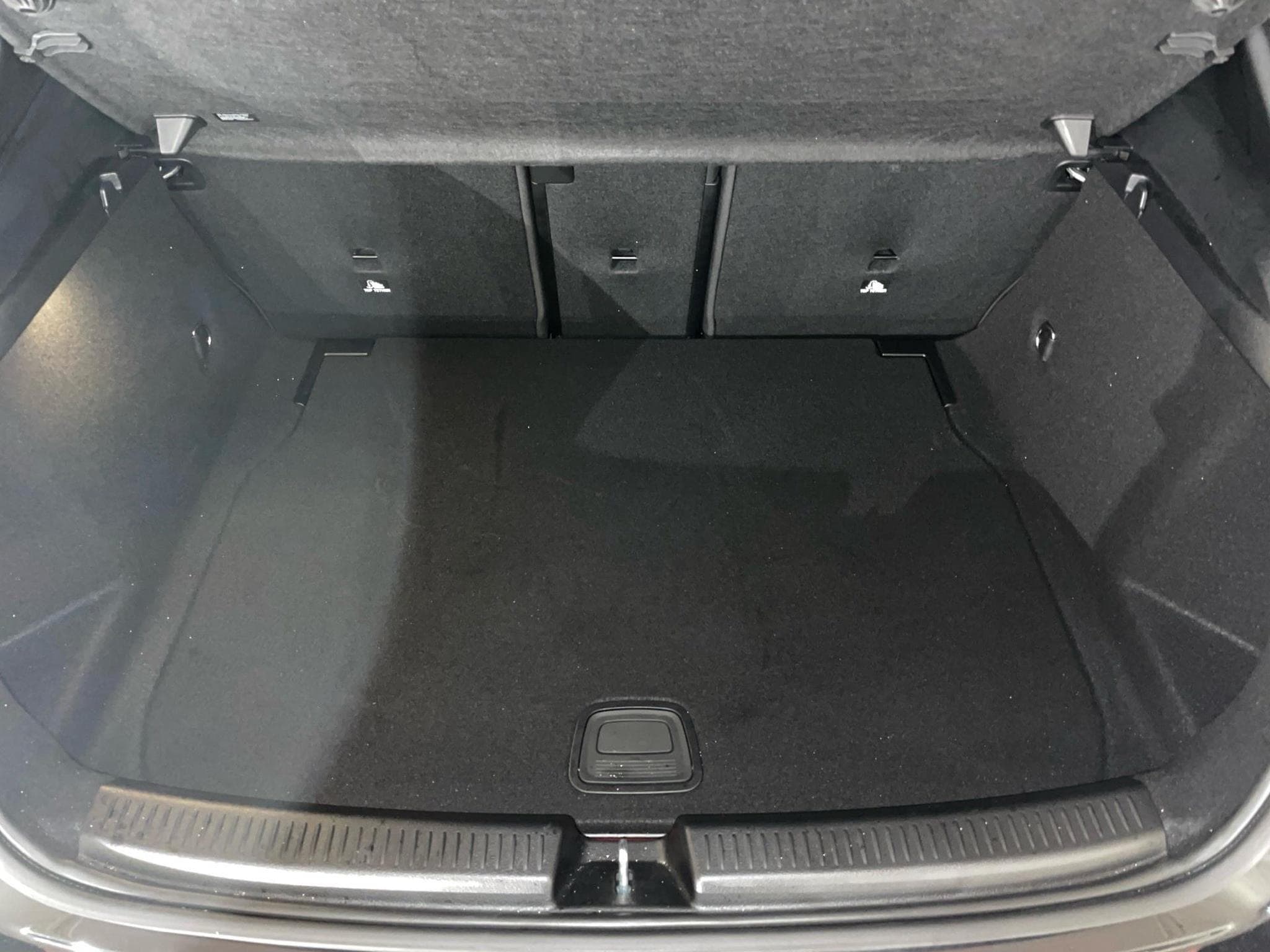 Mercedes A 200 1.3 hatchback AMG EDITION (2025) - Photo 12