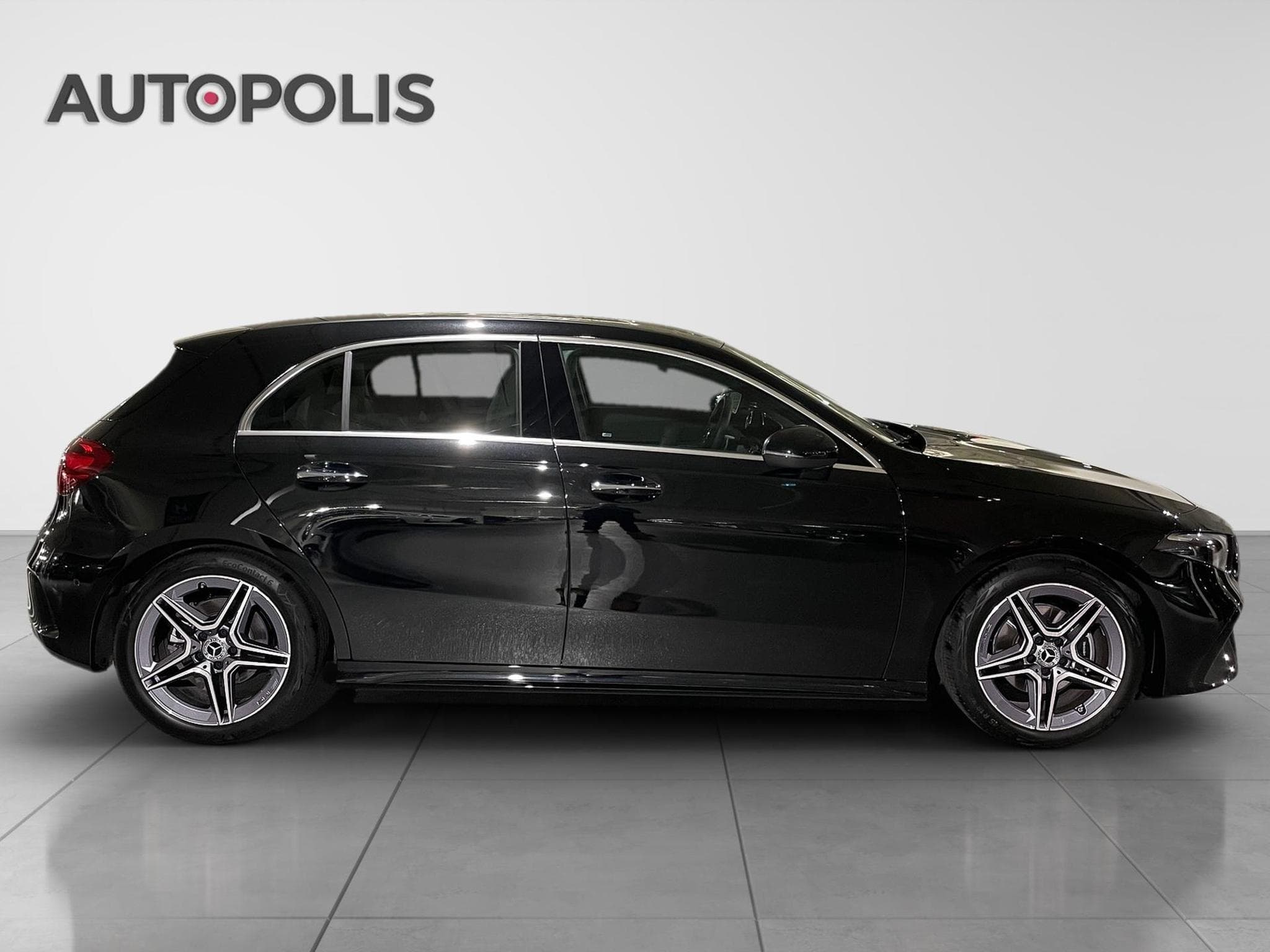 Mercedes A 200 1.3 hatchback AMG EDITION (2025) - Photo 16