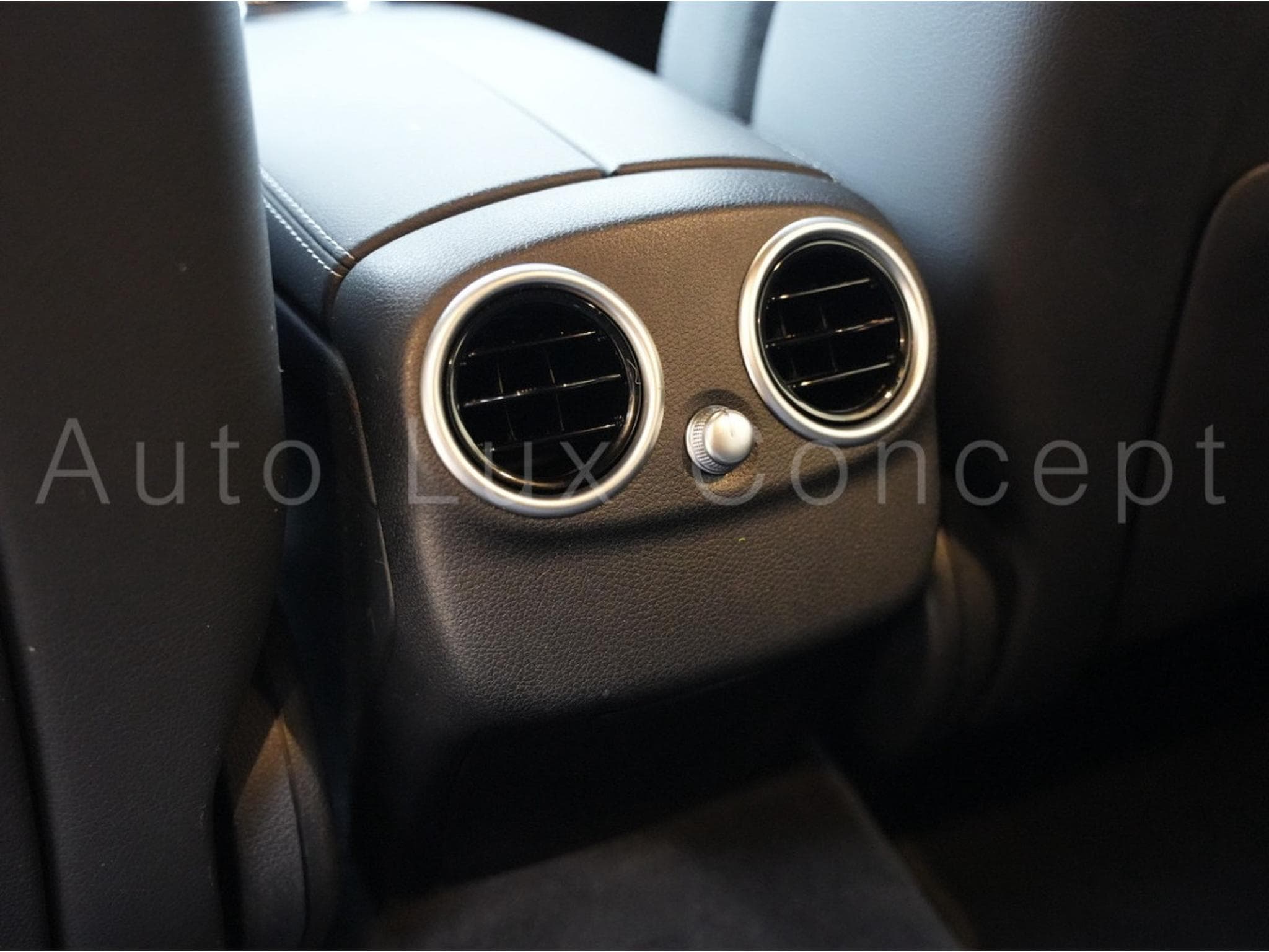 Mercedes C 180 Break AMG Line 9G-TRONIC (2020) - Photo 20