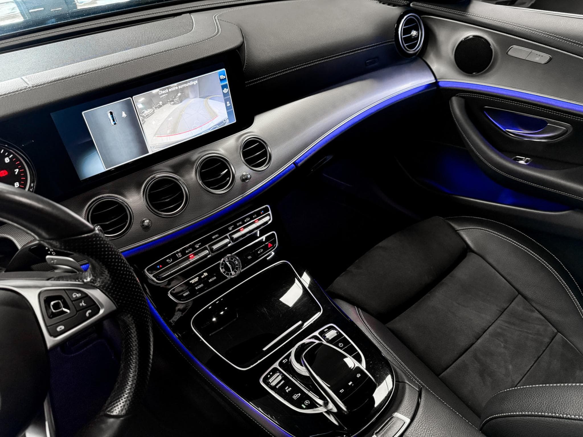 Mercedes E 300 Limousine (2017) - Photo 13