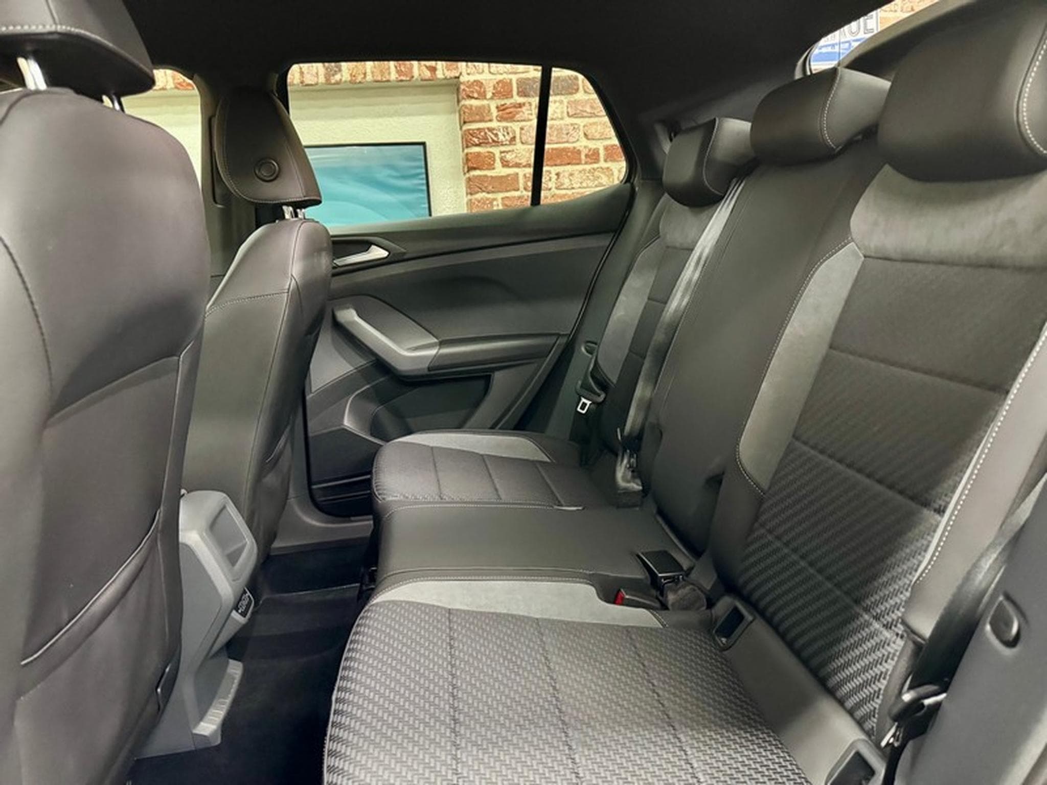 VW T-Cross T-Cross 1.5 TSi 150cv Auto R-LINE (2020) - Photo 6