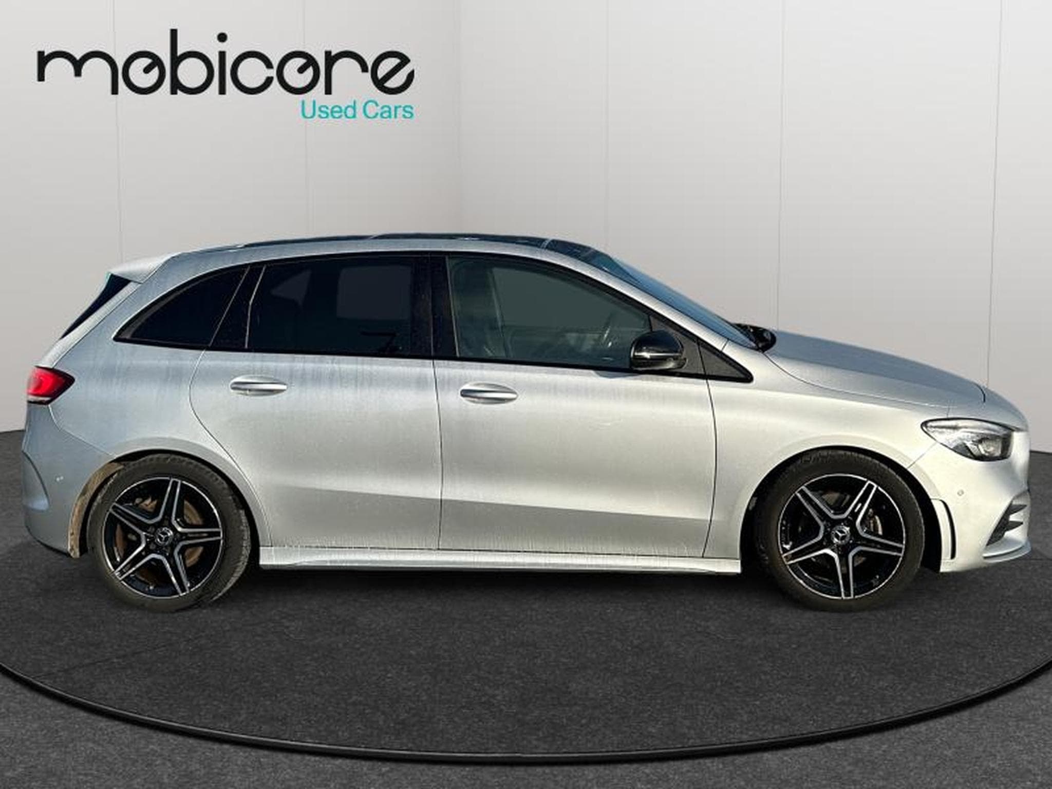 Mercedes B 200 AMG LINE Premium / Essence (2019) - Photo 7