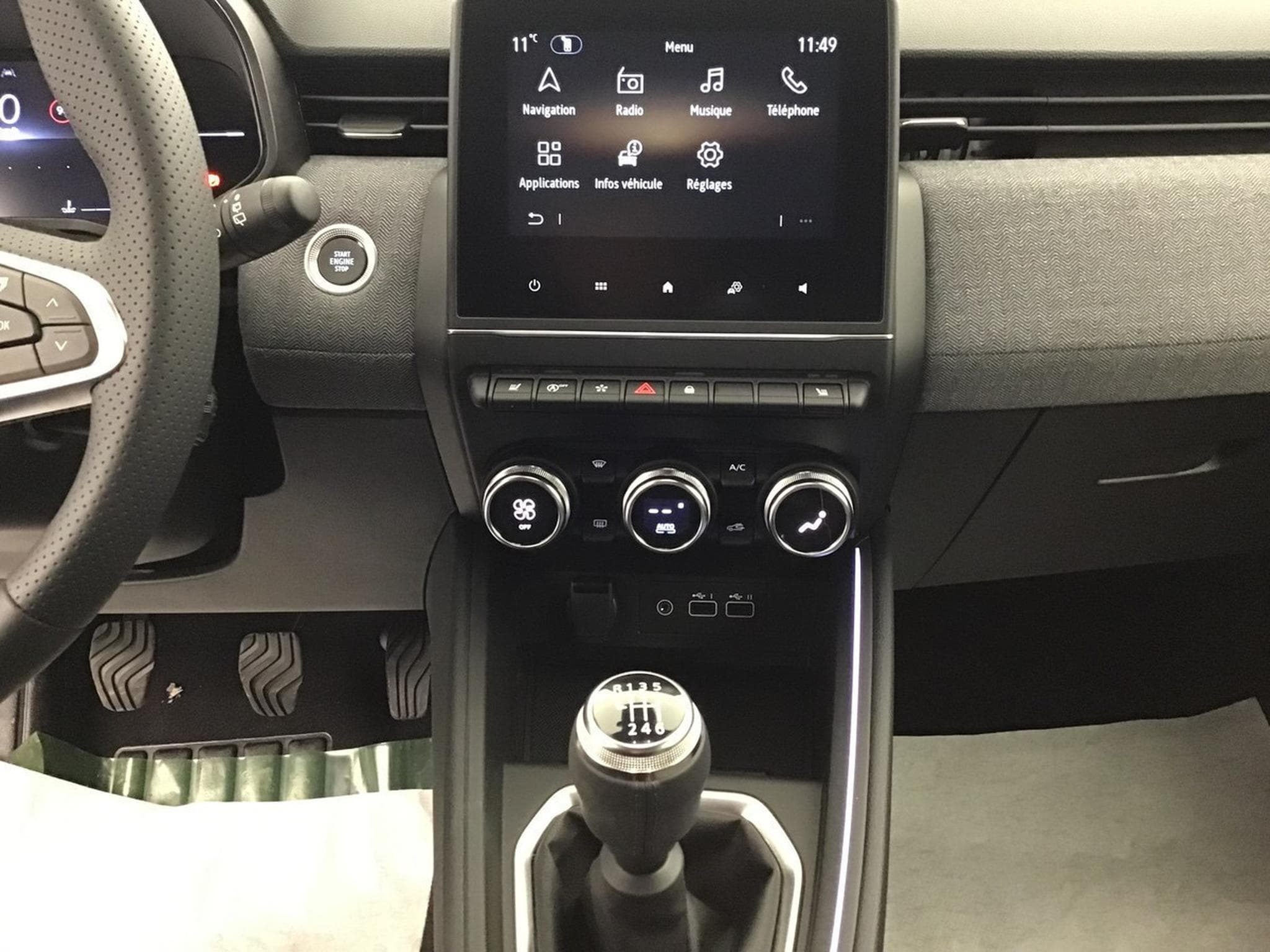 Renault Clio 1.0 TCE 90 Techno (2025) - Foto 11