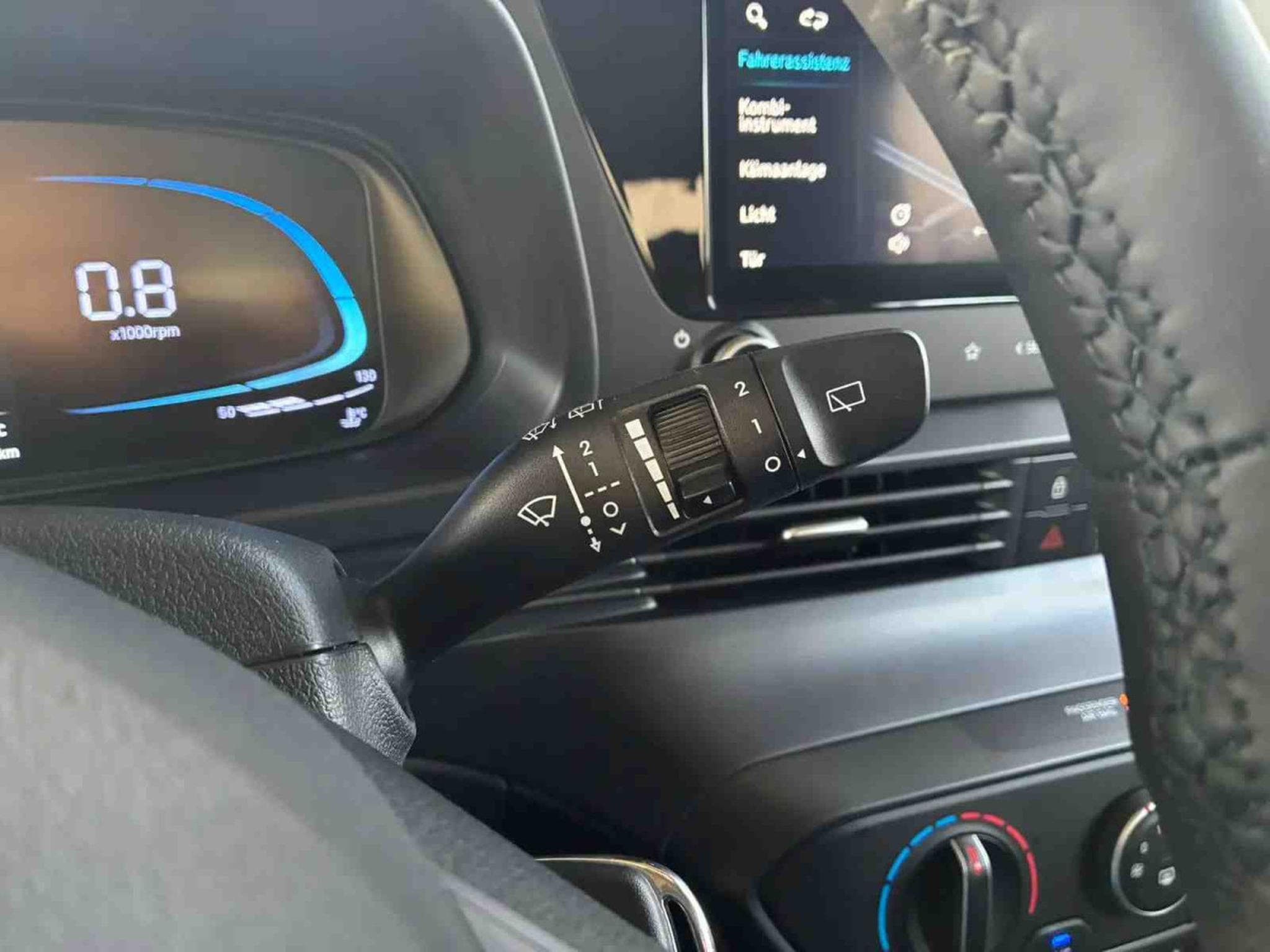 Hyundai Bayon 1.2 T-GDI 90 Wave (2025) - Photo 24