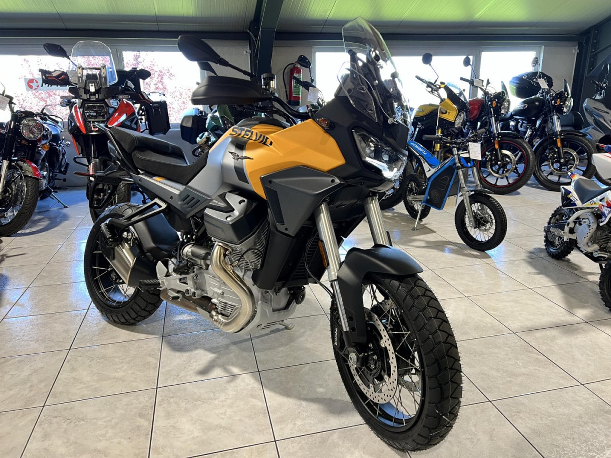 Moto Guzzi Stelvio PFF Rider Assistance Solution 1000 (2025) - Photo 7