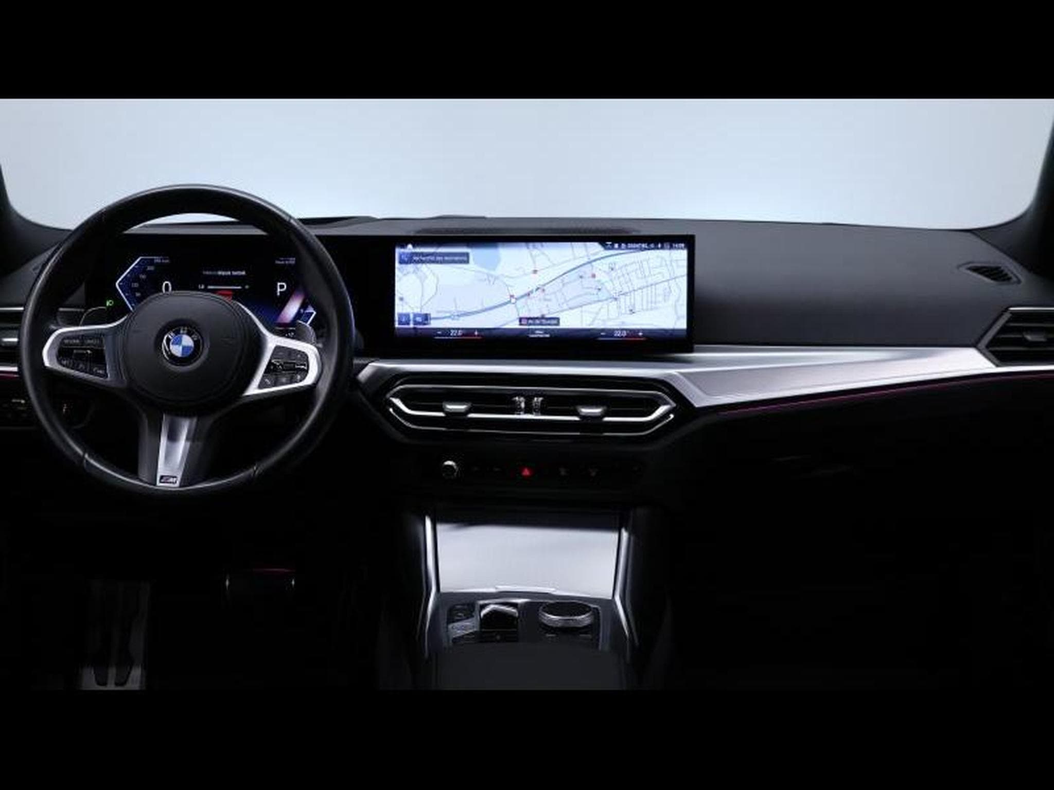 BMW 320 i Touring M SPORT Steptronic (2024) - Photo 13