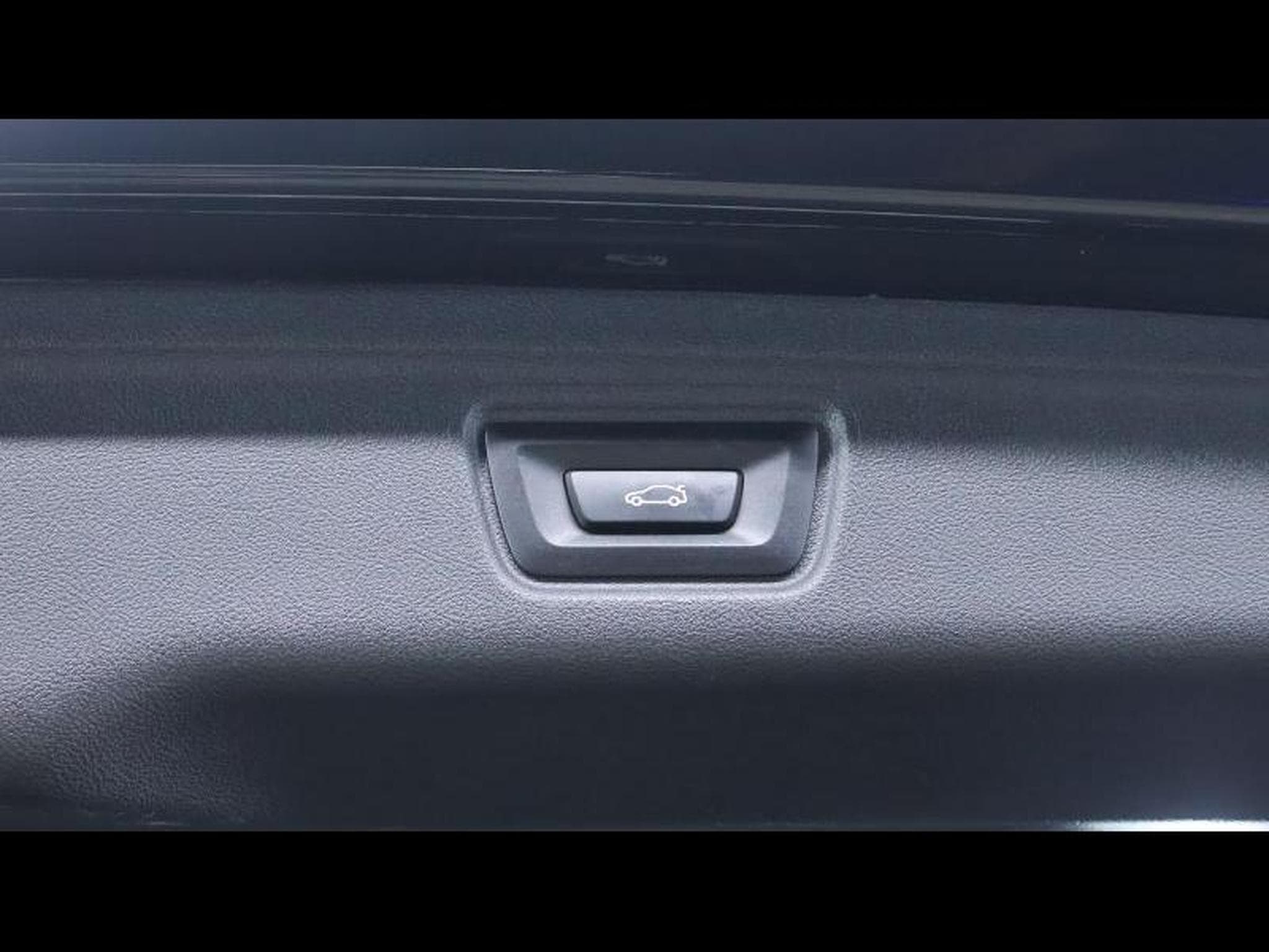 BMW 320 i Touring M SPORT Steptronic (2024) - Photo 30