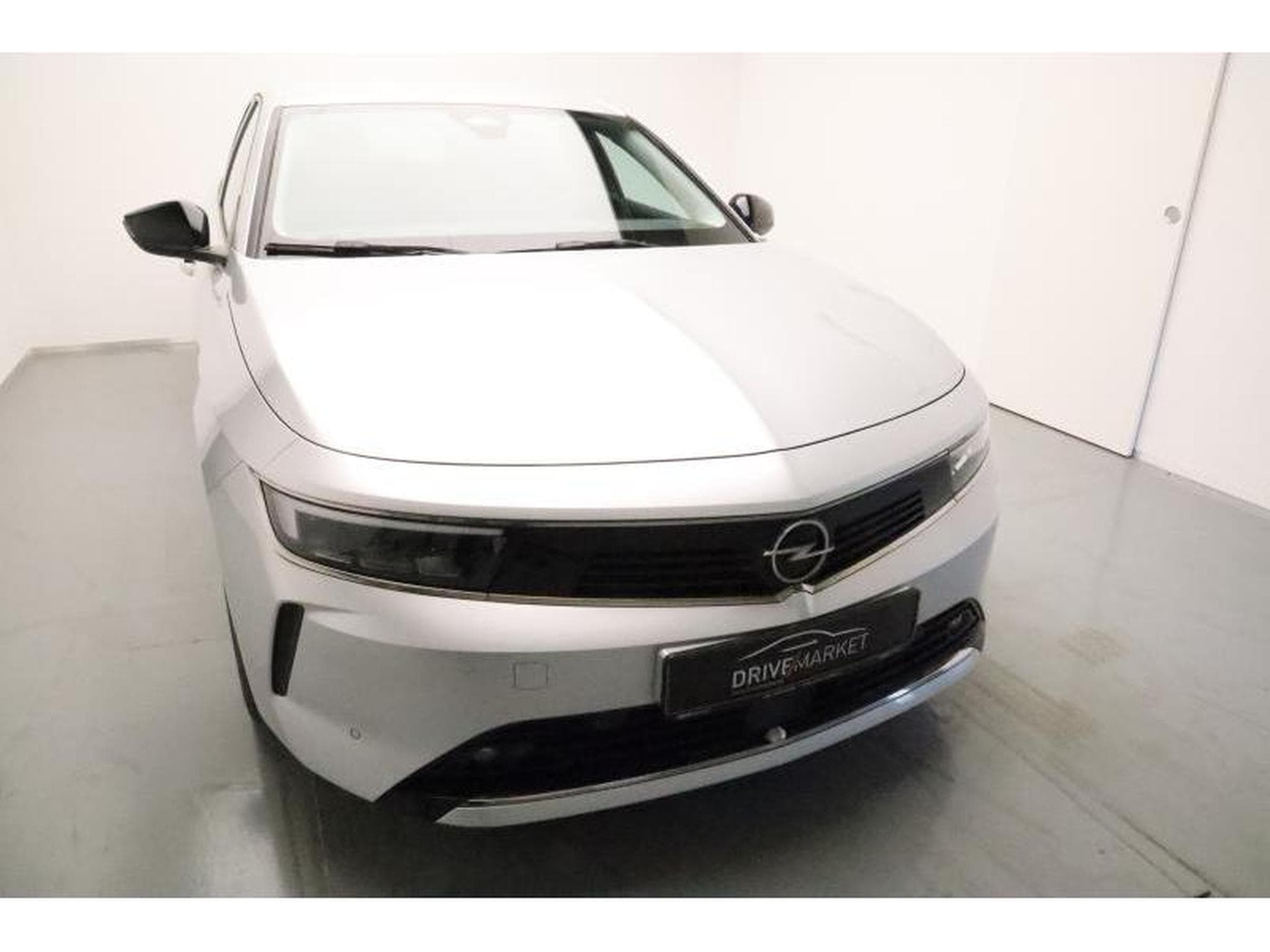 Opel Astra L Elegance (2024) - Foto 20