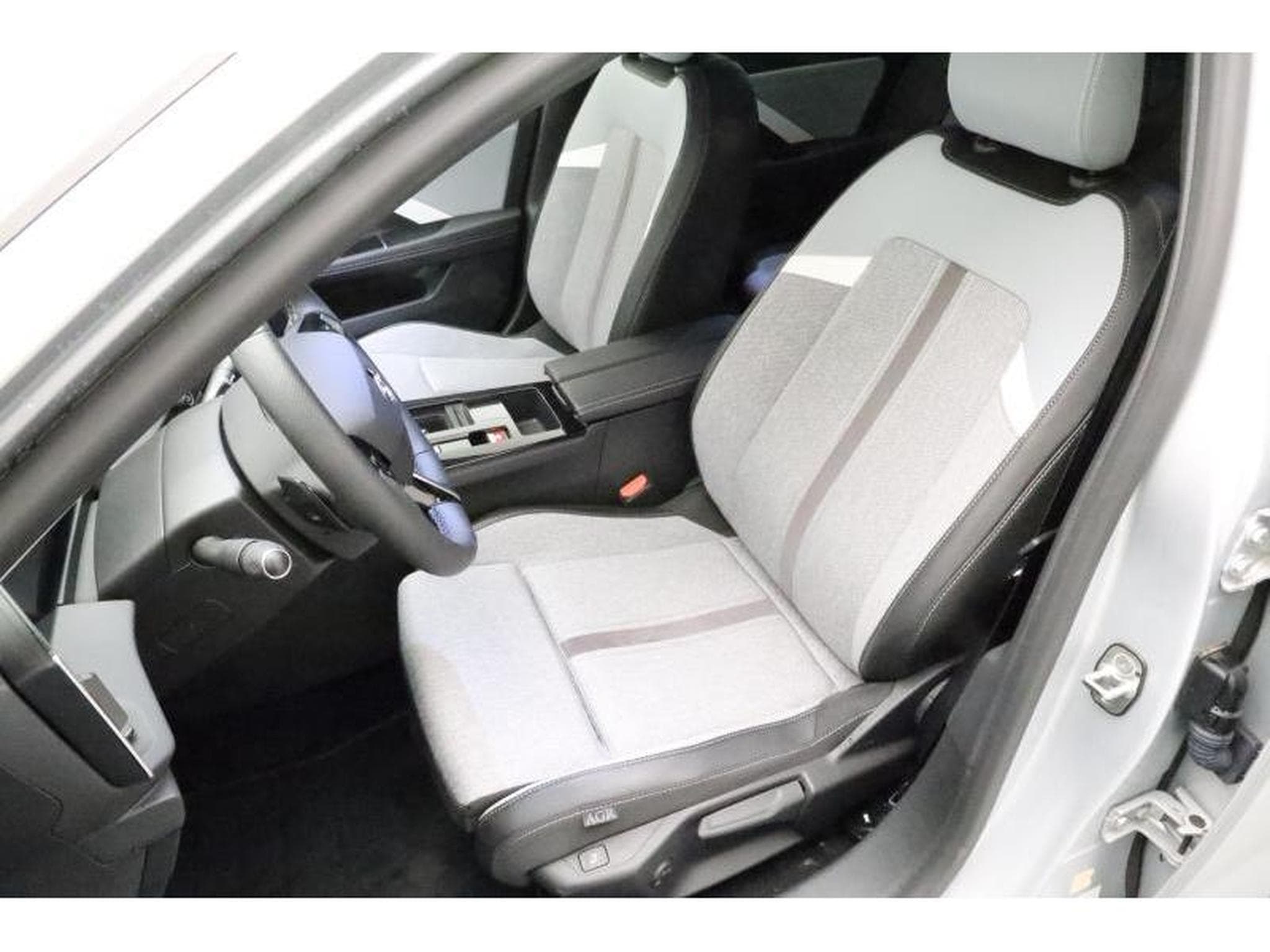 Opel Astra L Elegance (2024) - Foto 4