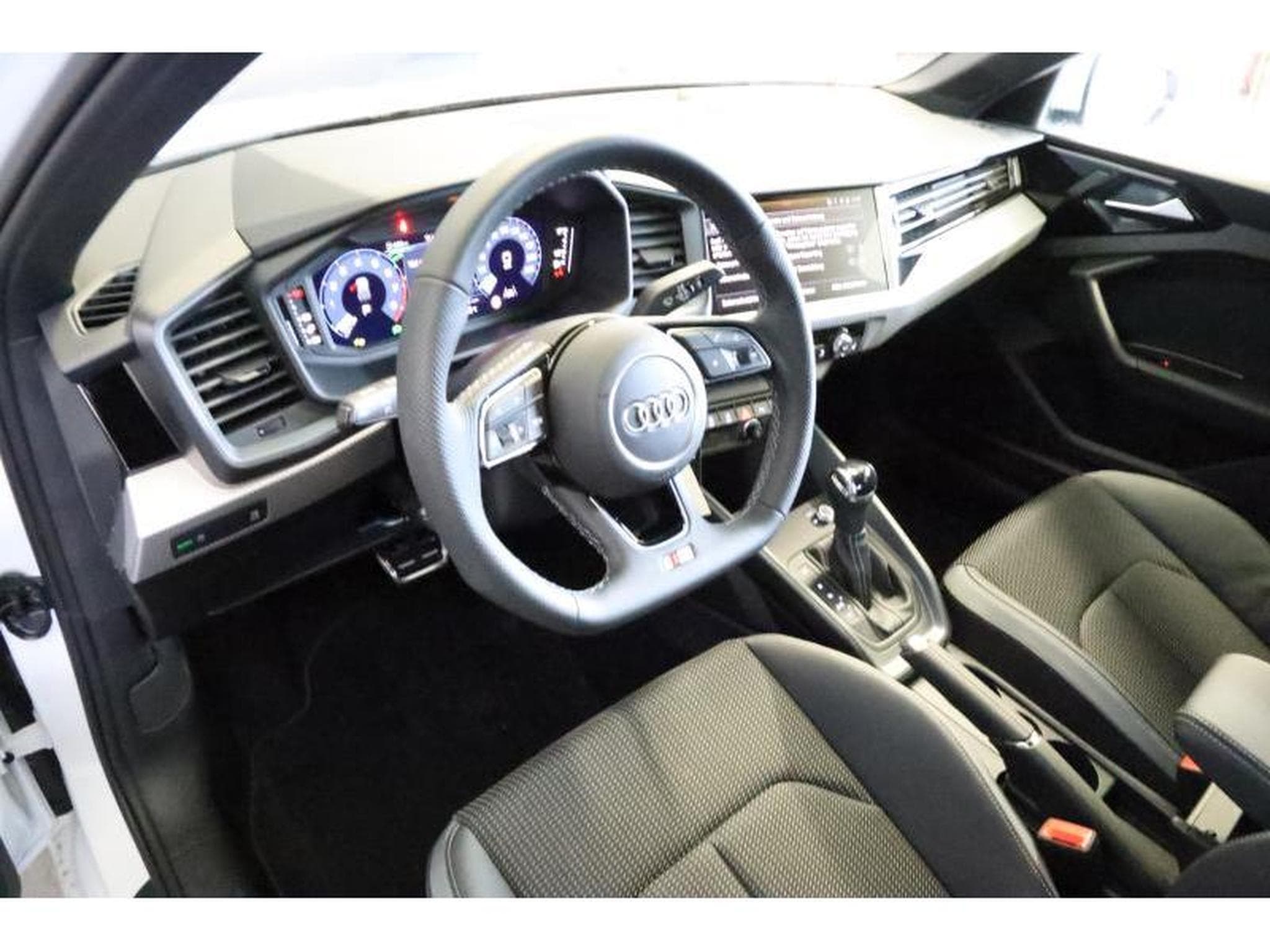 Audi A1 Advanced (2026) - Foto 13